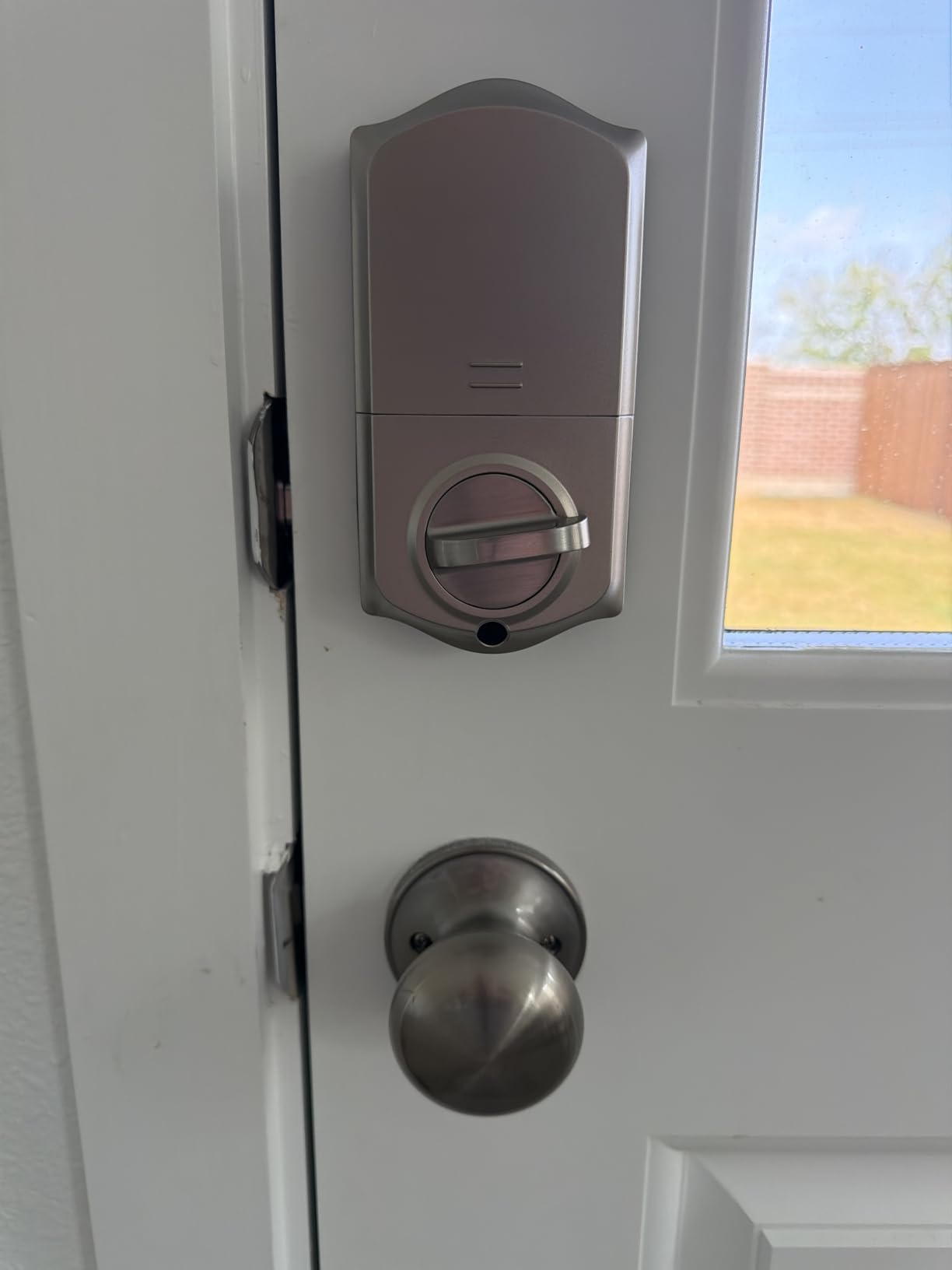 Veise VE017 Fingerprint Smart Door Lock with App Control, Matte Black | 8-in-1 Keyless Entry, Remote User Management, Auto Lock, Electronic Touchscreen Keypad, USB-C Port, Deadbolt for Front Door customer photo 2