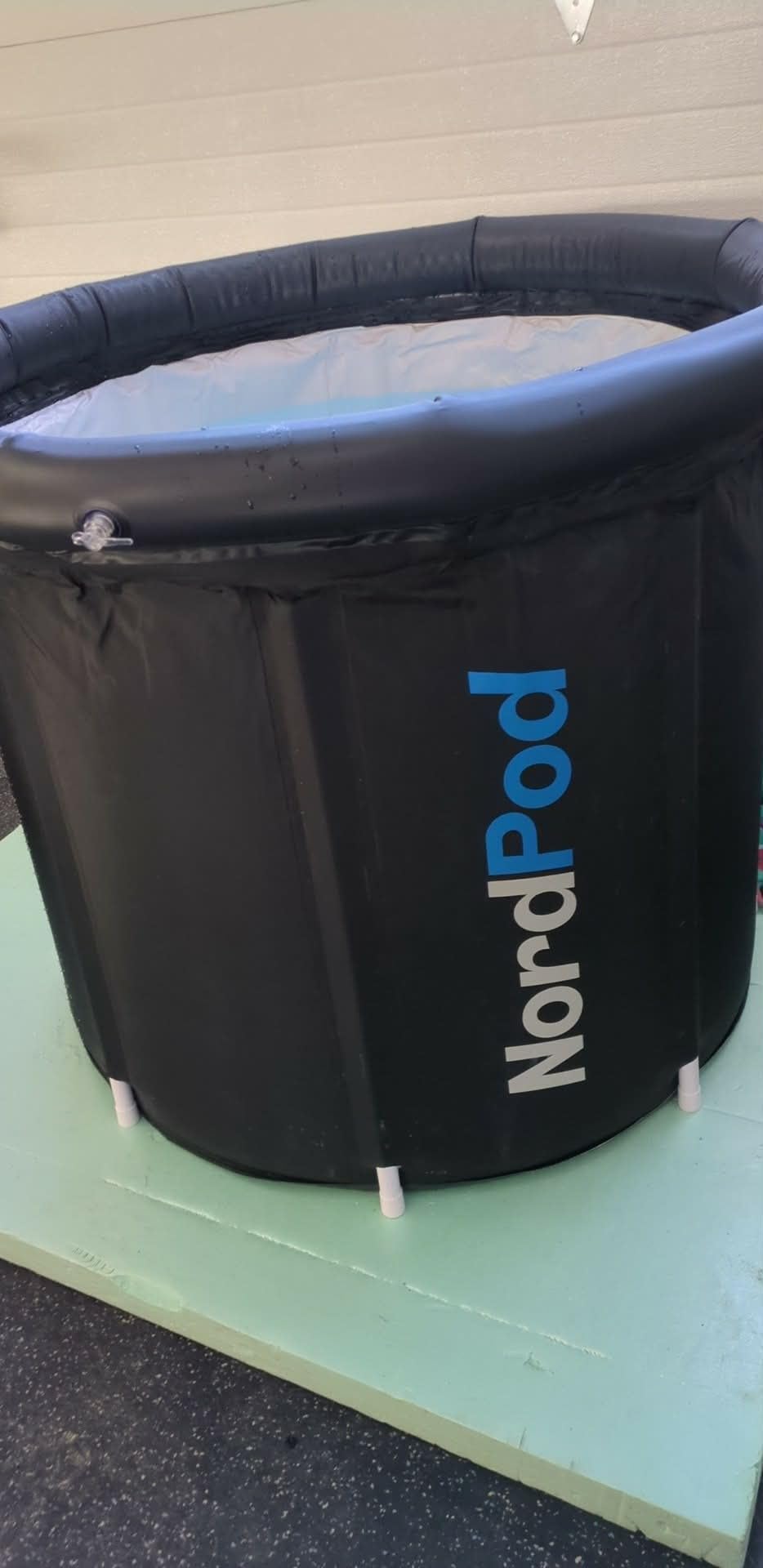 LifePro NordPod Plus Recovery Ice Tub - Portable Cold Plunge Tub with Drop-Stitch Construction - Ice Bath Tub for Athletes - Cold Water Therapy Tub for Ice Bath Recovery with Inflatable Lid & Air Pump customer photo 1