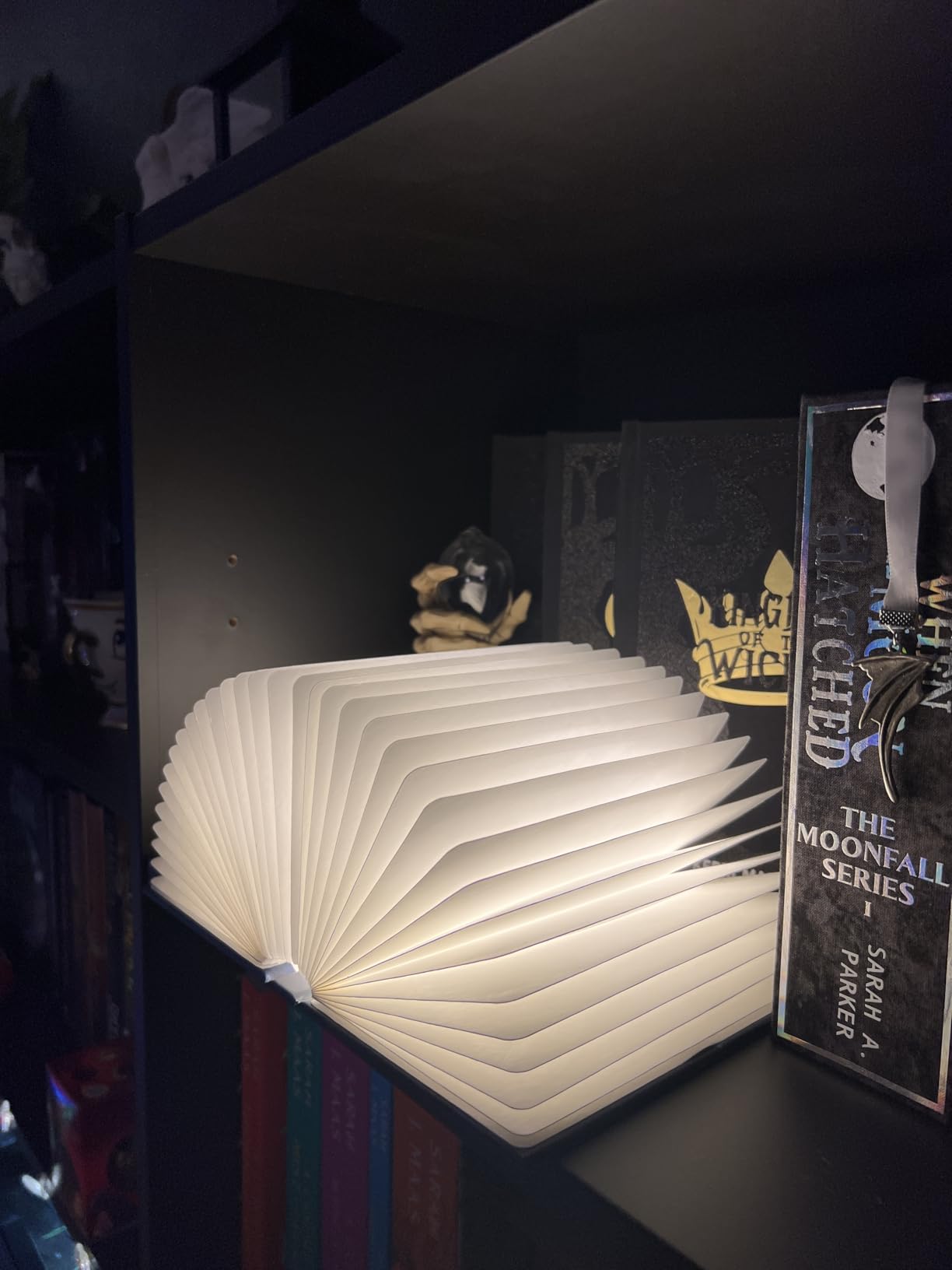 Uniwolk Book Lovers Gifts BookLamp - 5 Color Lights, 1200mAh Battery, Foldable Paper Lamp as Book Decor and Accessories, Unique Gifts for Women customer photo 2
