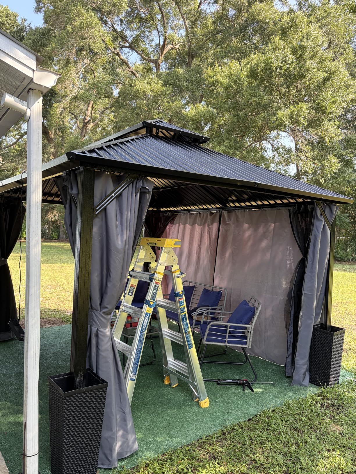 AirWire 10'x12' Hardtop Aluminum Gazebo Dark Gray customer photo 1