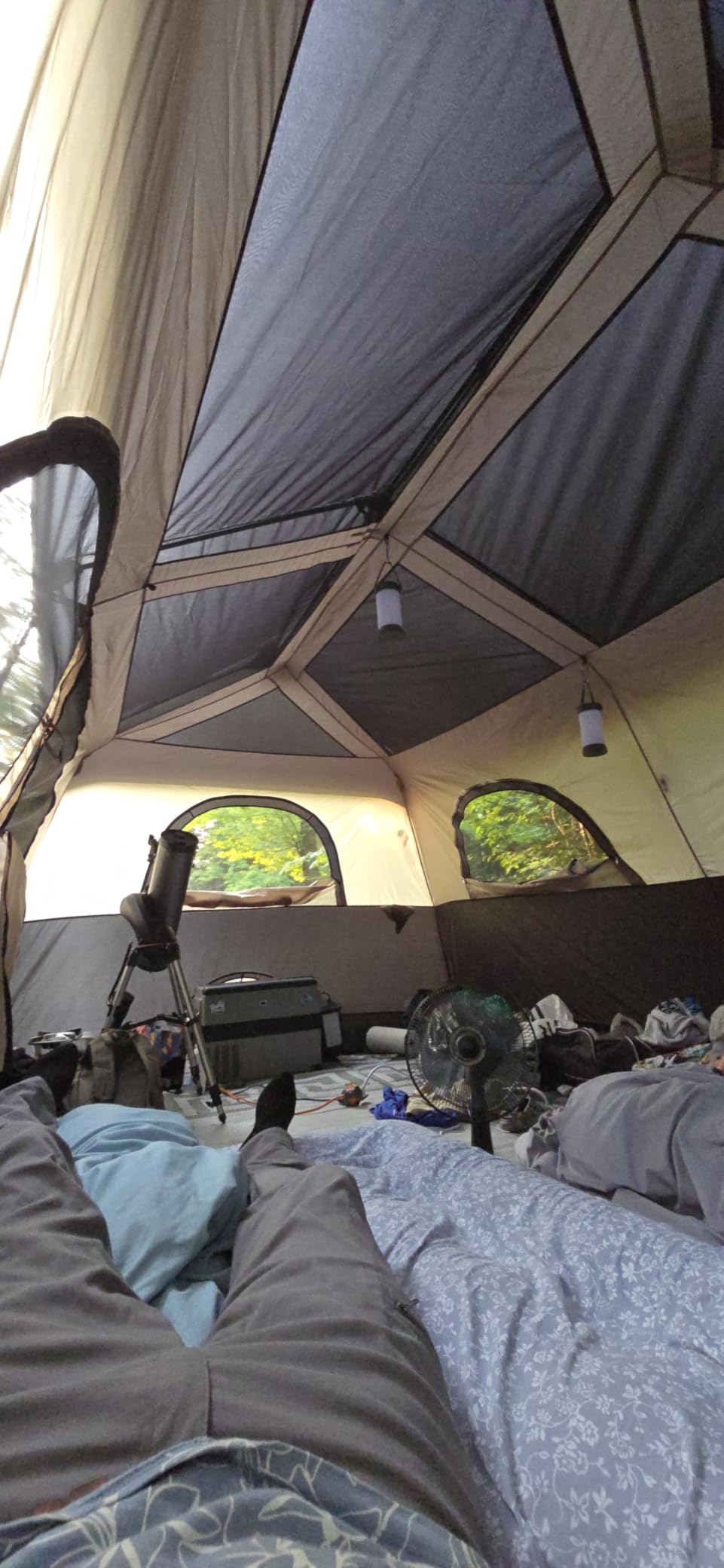 FanttikOutdoor Instant Cabin Tent 6/8/10/12 Person Camping Tent Setup in 60 Seconds with Rainfly & Windproof Portable with Carry Bag for Family Camping & Hiking, Upgraded Ventilation, Khaki customer photo 2