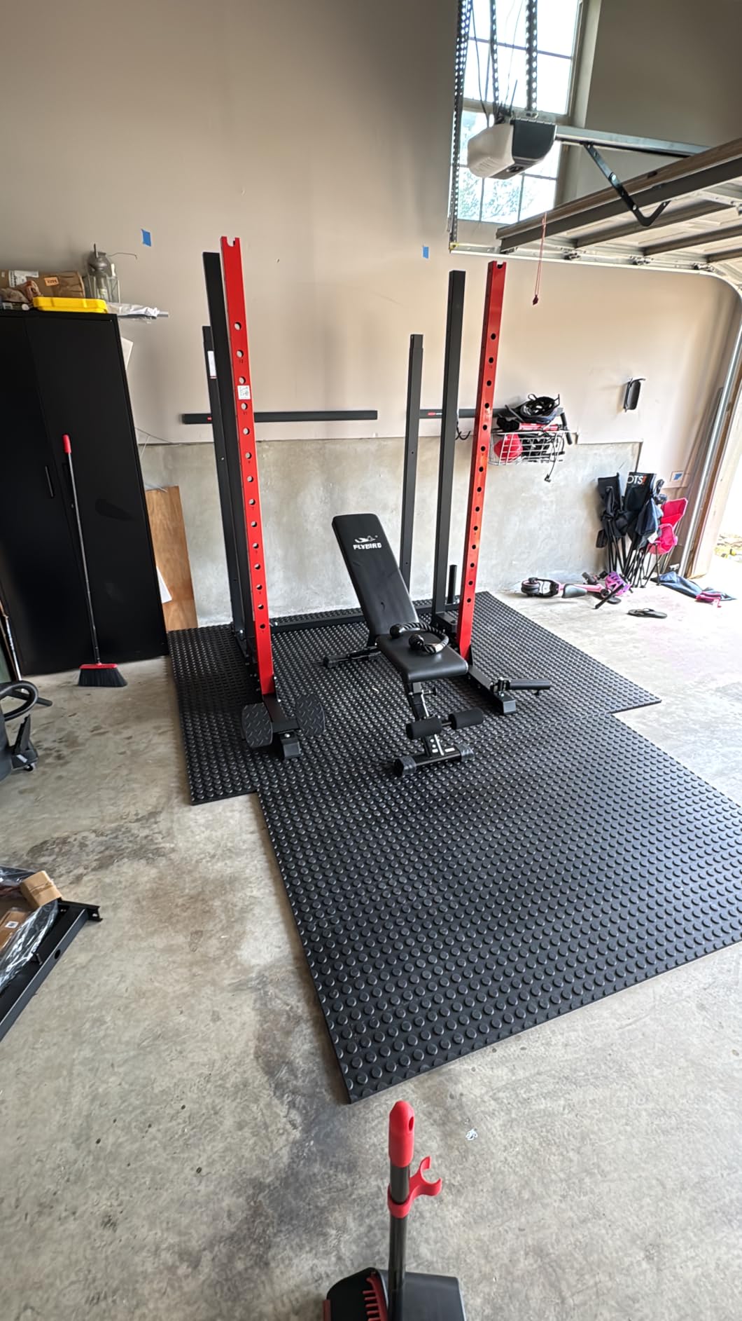 pooboo Multi-Functional Machine Power Cage, 2000LB Squat Rack, LAT-Pull Down System, Dual Pulley Cable Crossover System, Home Gym Workout Machine customer photo 2
