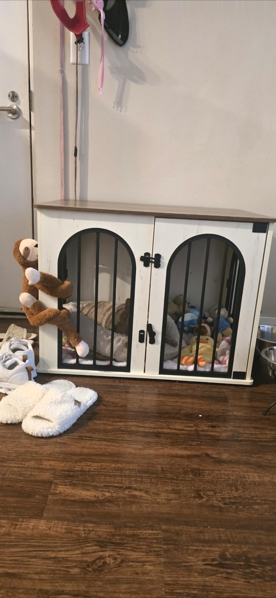 Hzuaneri 31.5'' Dog Crate Furniture, Dog Kennel Indoor for Small/Medium Dogs | Wooden Dog Cage Heavy Duty Decorative Pet House End Side Table TV Stand, White Brown customer photo 1