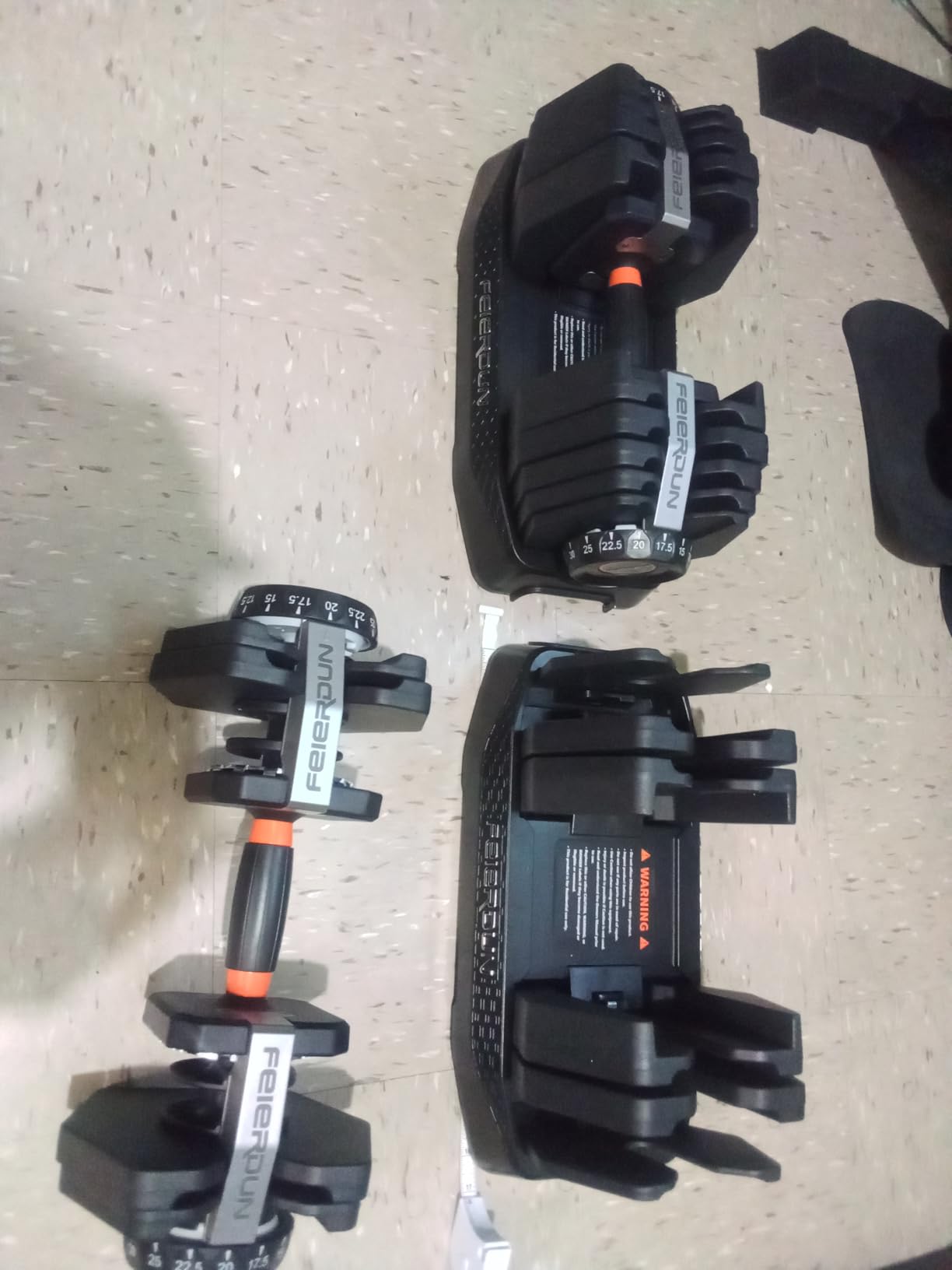 FEIERDUN DB1 QuickDial Adjustable Dumbbell Set customer photo 1