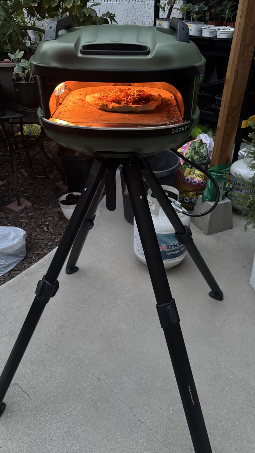 Gozney Tread Pizza Oven, Off Black, Makes 12