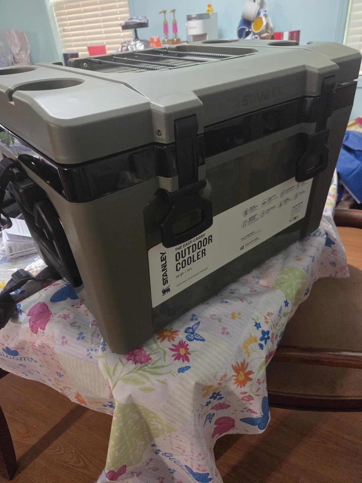 Stanley Adventure Outdoor Cooler 24 qt, Heavy Duty Outdoor Camping Cooler with Easy Carry Top Handle, BPA-Free customer photo 1