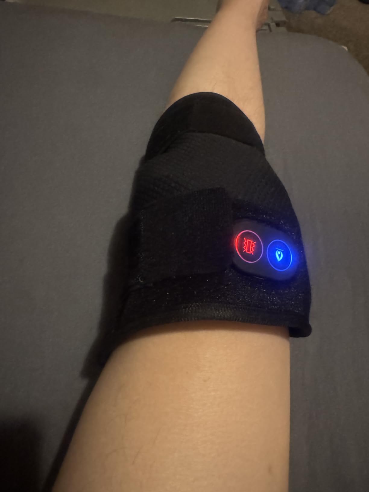 Knee Massager, Cordless Knee Heating Pad for Knee Pain Relief, Heated Knee Brace with Heat and Vibration Massage 30 Minutes Auto-off, Gifts for Seniors Women Men(Single) customer photo 1