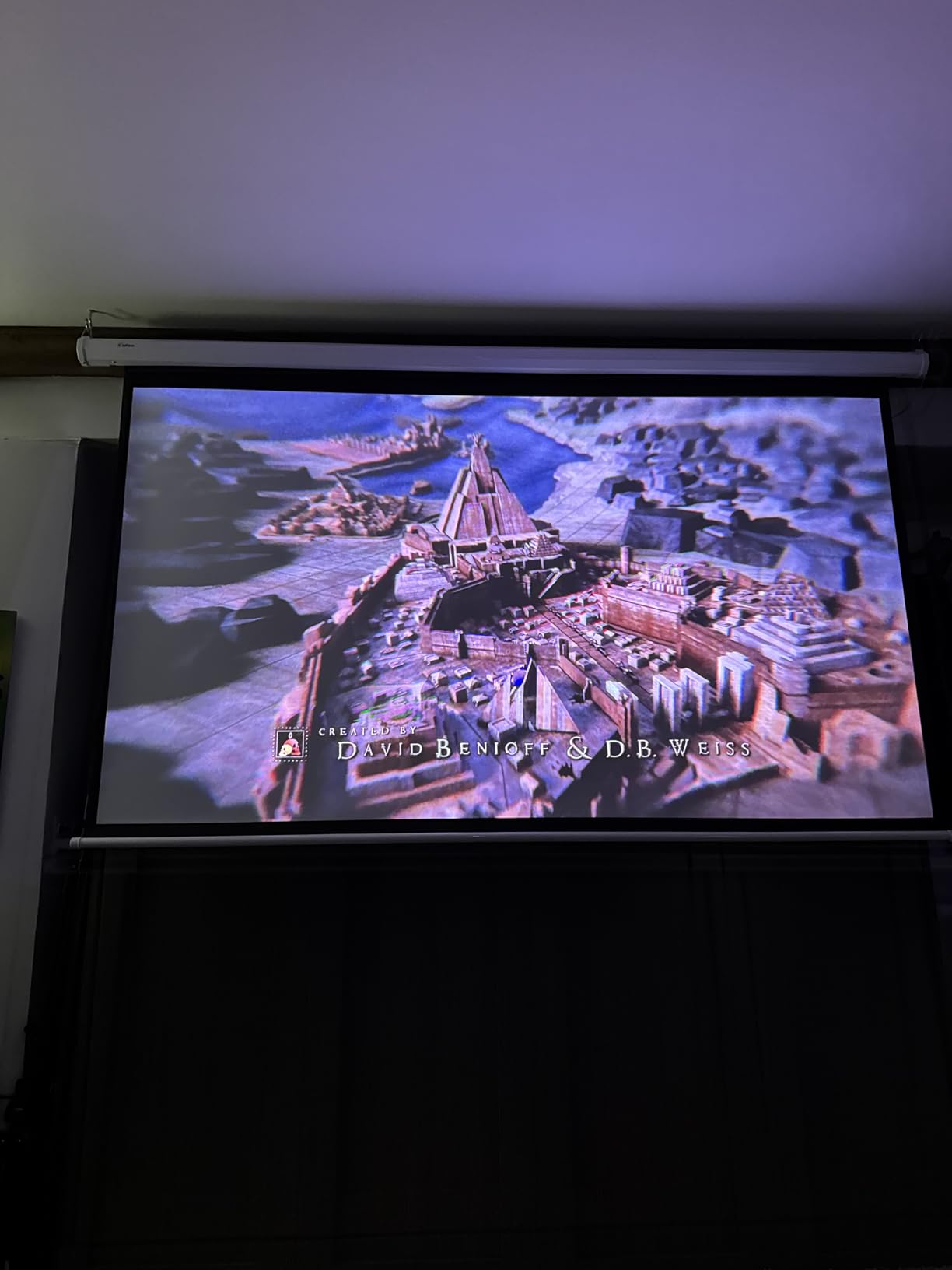 XGIMI HORIZON 20 4K RGB Triple Laser Home Projector, 3200 ISO Lumens customer photo 1