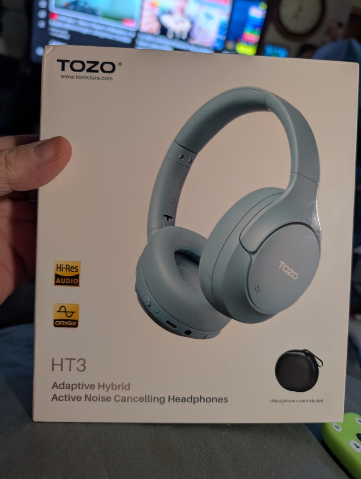 TOZO HT3 Hybrid Noise Cancelling Wireless Headphones, 90H Over Ear Headset customer photo 2