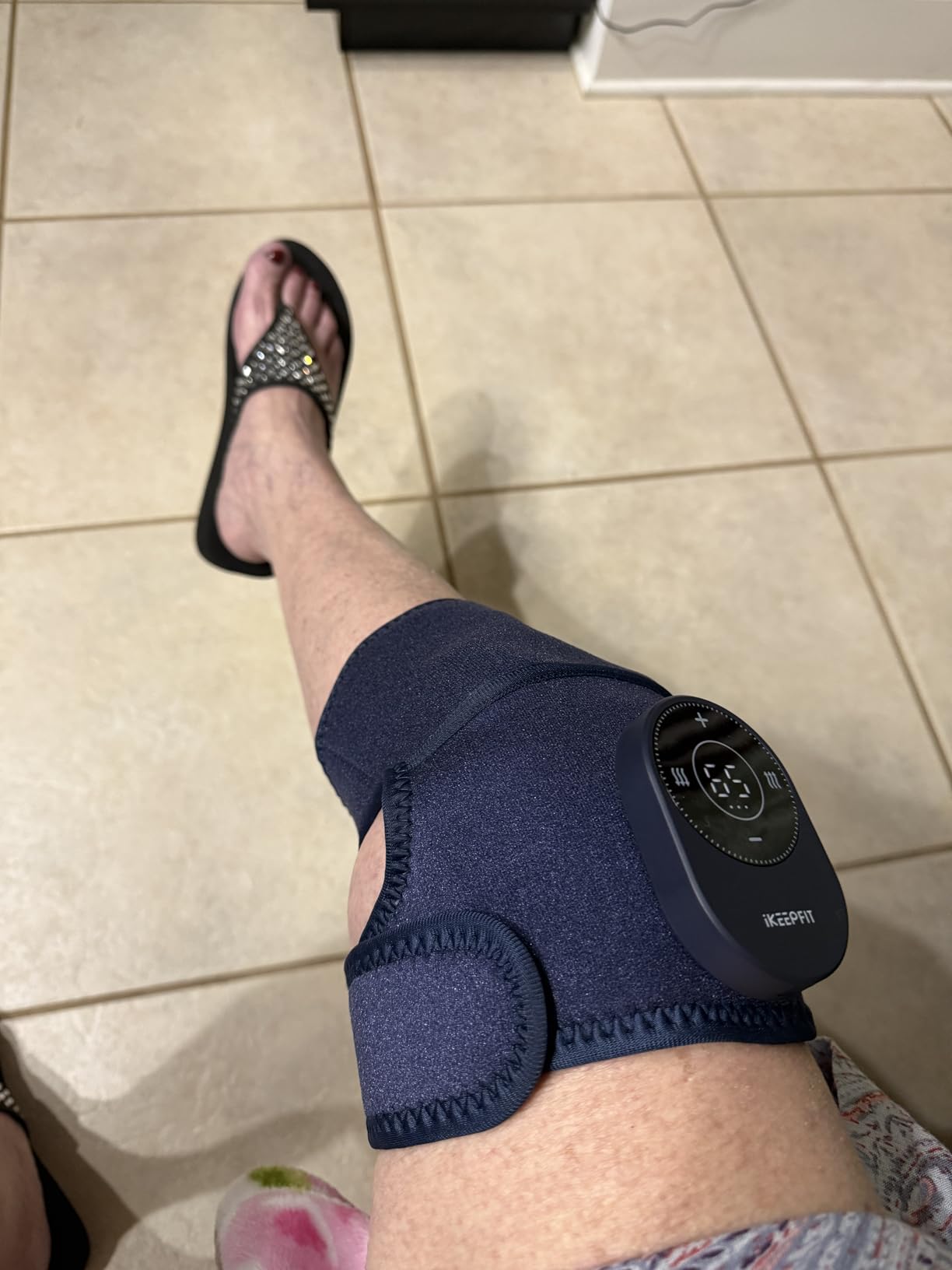 Cordless Knee Massager with Heat Vibration for Pain Relief MAXwarm 3.0[2025 Upgraded]-Electric Heated Knee Brace with 3 Heat Levels and 3 Massage Mode, Gifts for Men Women(Blue, 2-Pack) customer photo 2