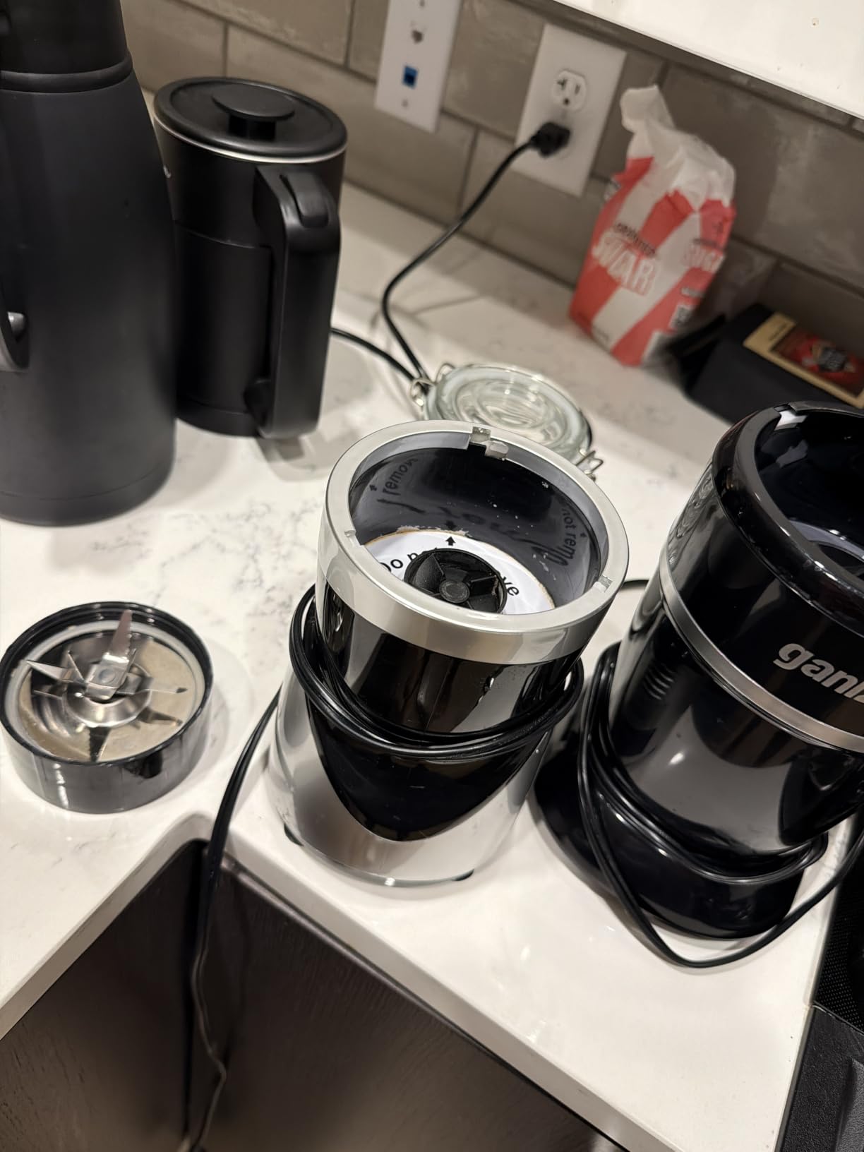 Ganiza Smoothie Blender Max 1300W, Personal Blender and Grinder Combo with To-Go Cups customer photo 2
