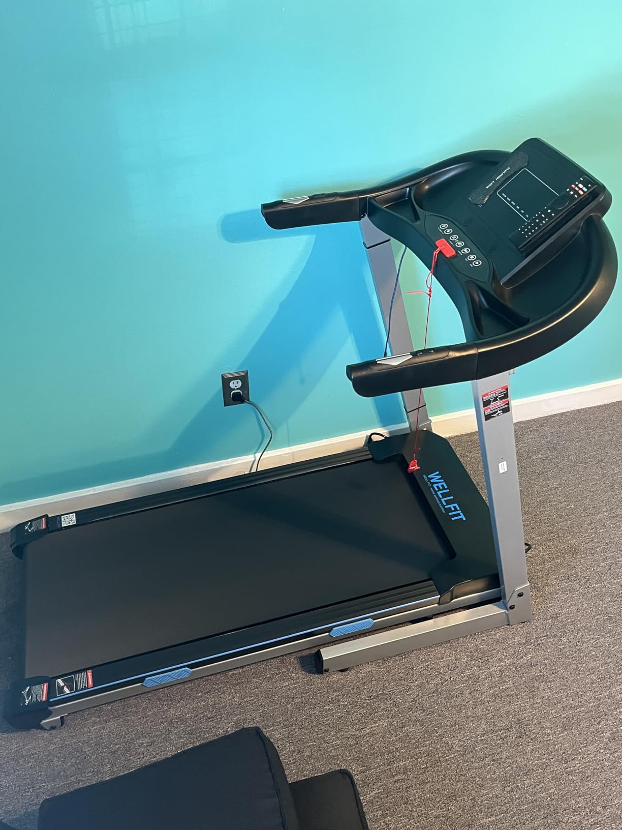 WELLFIT 15% Auto Incline Foldable Treadmill, Heavy Duty Treadmills for Home | 400lbs Capacity, Voice Control, Bluetooth, Heart Rate Sensors, 4.0HP Motor, Folding Running & Walking Pad for Seniors, Home Gym customer photo 1