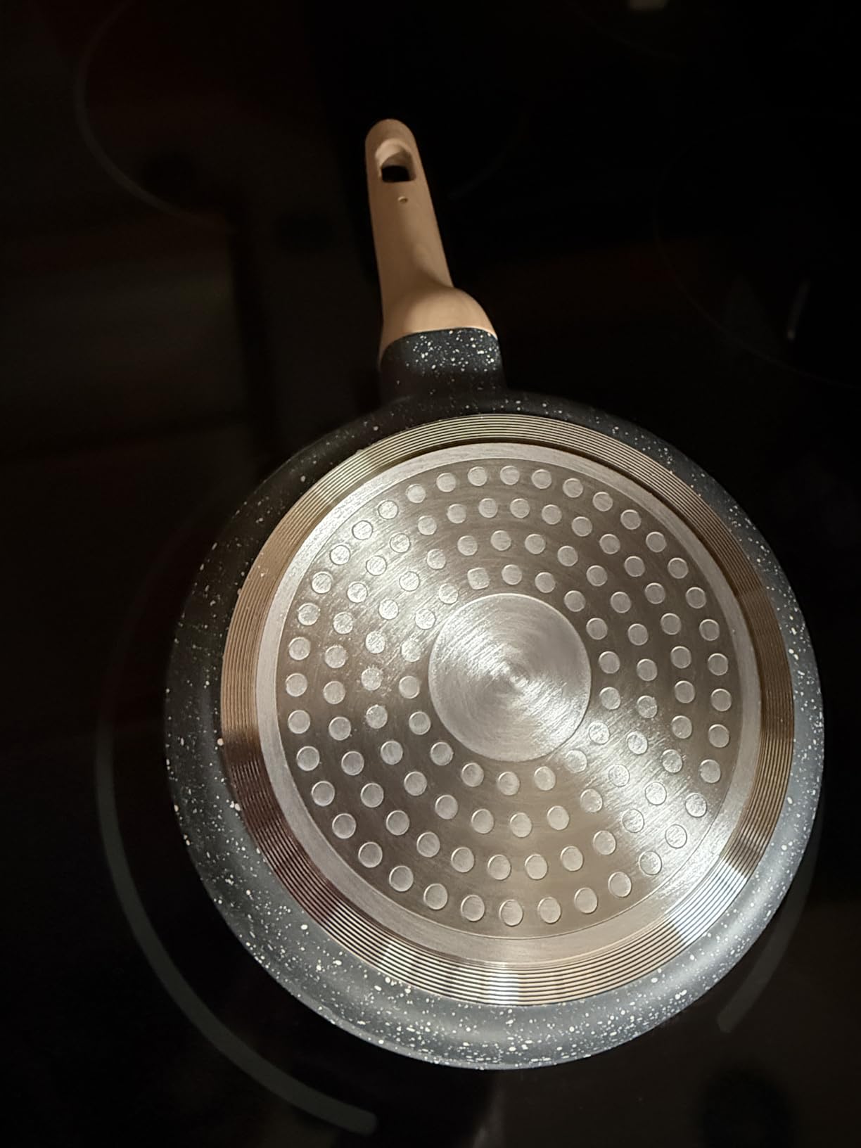 Roomena 8 inch Nonstick Frying Pan Skillet, Non Stick Granite Fry Pans, Omelette Pan, Egg Frying Pan with Heat-Resistant Handle, Requires Installation, PFOA Free Chef's Pan, Induction Compatible customer photo 1