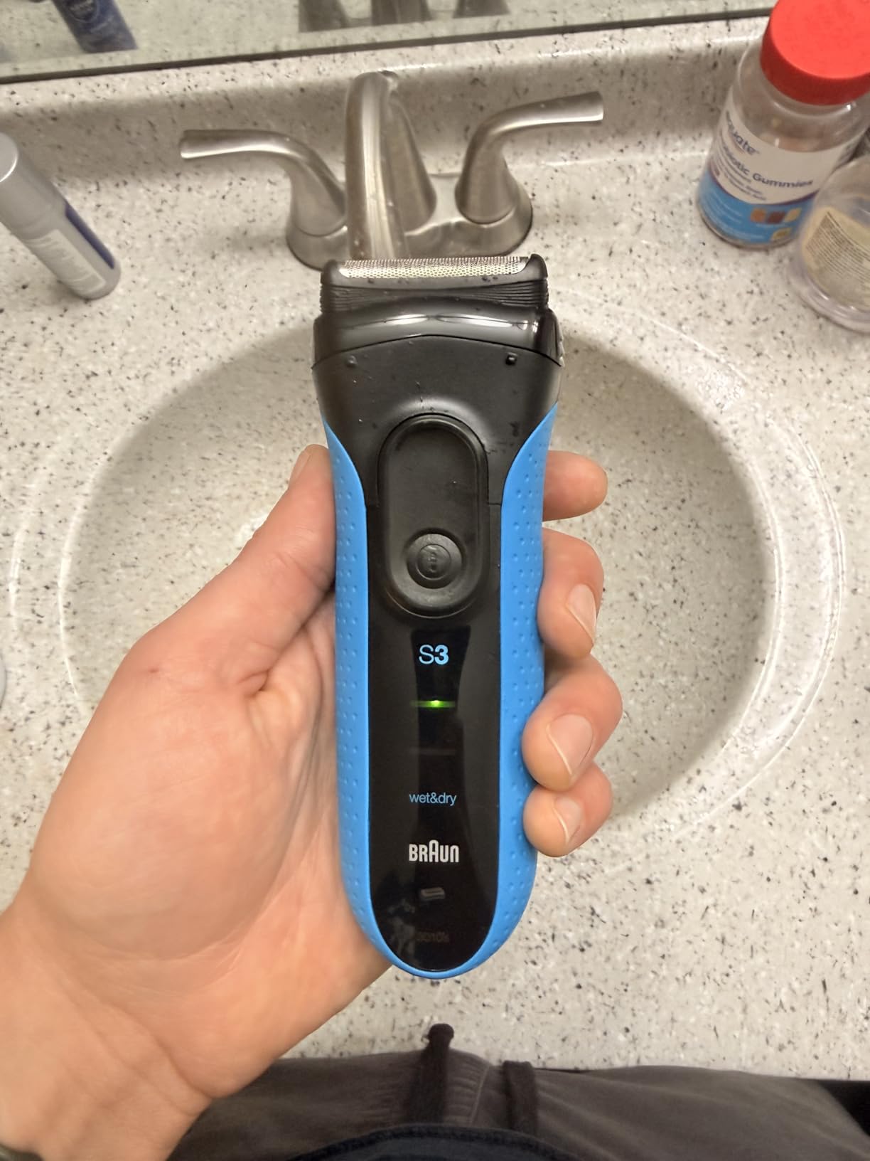 Braun Series 3 3010s Wet & Dry Electric Shaver for Men / Rechargeable Electric Razor, Blue customer photo 2