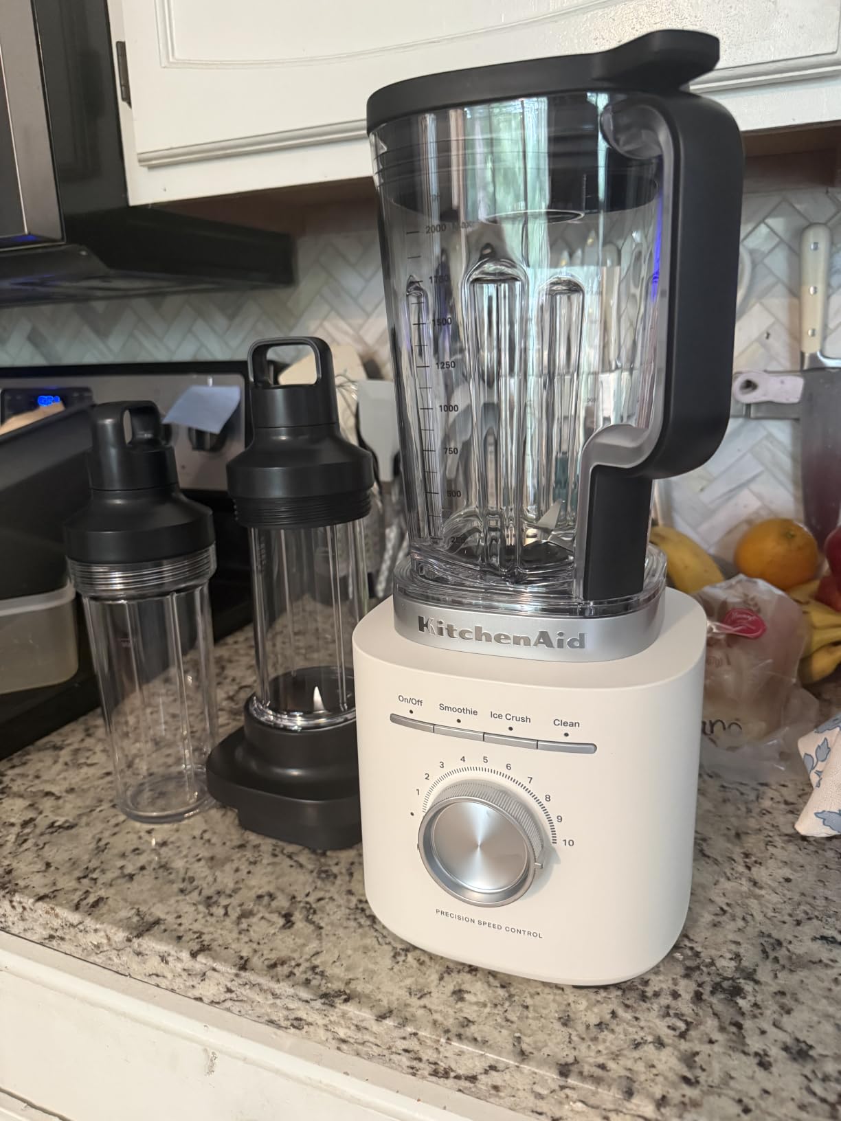 KitchenAid Pure Power Blender with 2 Blending Jars, 1700 Watt Peak Power, 68 oz Blending Jar, Includes 2 16-oz Personal Blending Jars, Model KSB2078DG customer photo 1