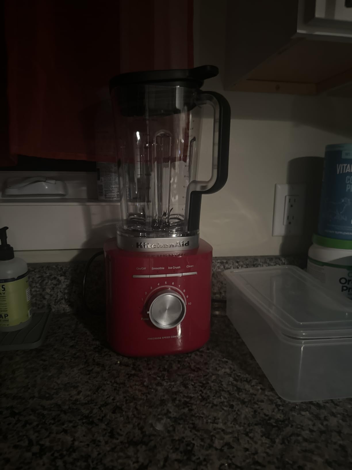 KitchenAid Pure Power Blender with 2 Blending Jars, 1700 Watt Peak Power, 68 oz Blending Jar, Includes 2 16-oz Personal Blending Jars, Model KSB2078DG customer photo 2