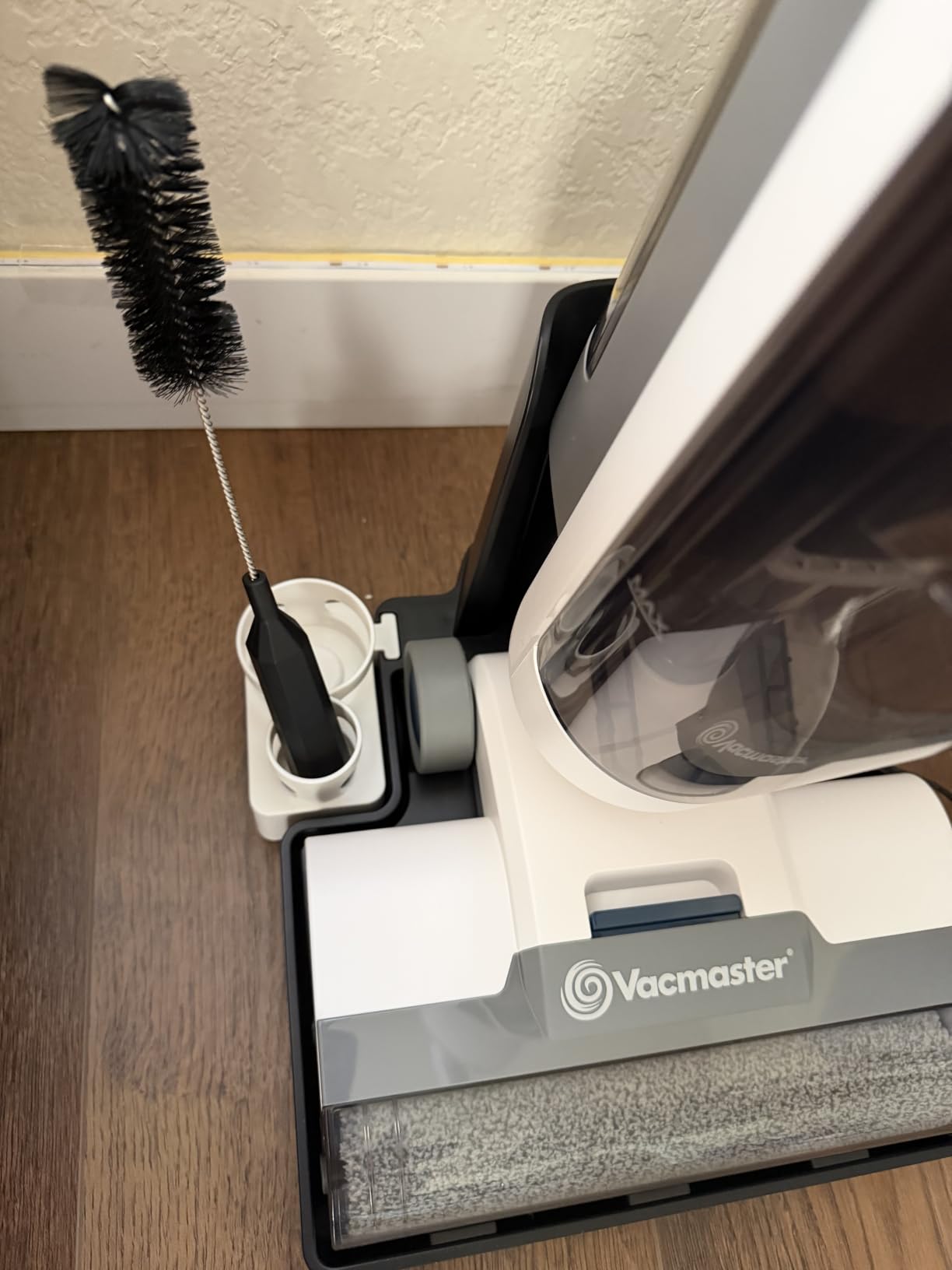 Vacmaster Cordless Wet Dry Vacuum & Mop, Self-Cleaning Hard Floor Cleaner | Dual Tank, 47-Min Runtime, Edge Cleaning for Wood, Tile & Laminate Floors - HA2202 customer photo 2