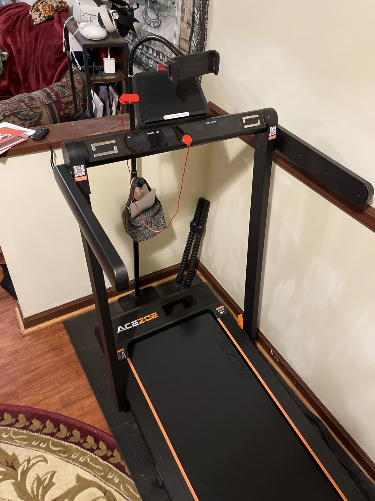 Acezoe Folding Treadmill with 10% Incline, 2.5 HP Walking Pad with Handle Bar, 300 lb Capacity Treadmills for Home/Office, Foldable Treadmill with App & Speaker, 0.6-10 MPH customer photo 1