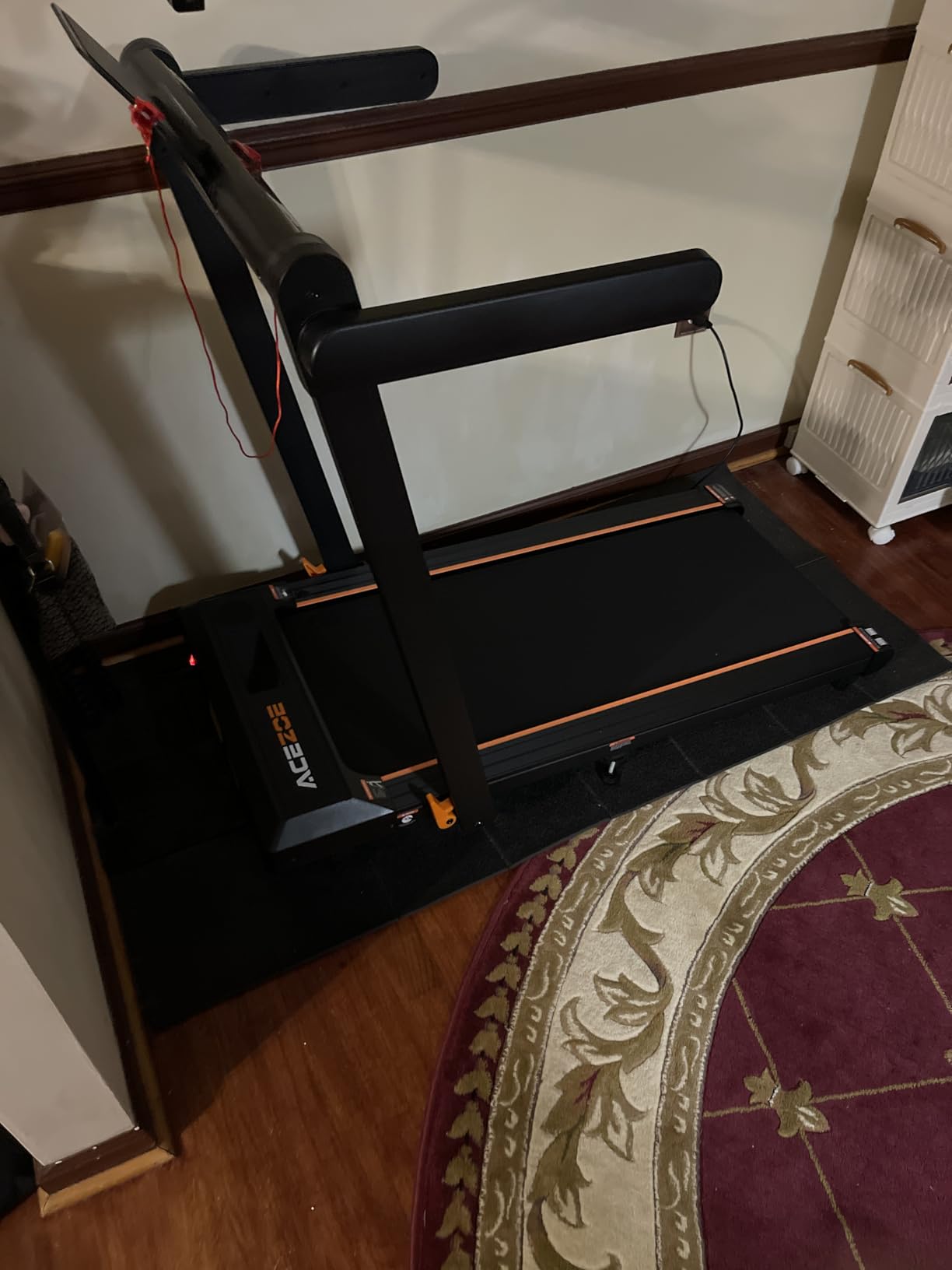 Acezoe Folding Treadmill with 10% Incline, 2.5 HP Walking Pad with Handle Bar, 300 lb Capacity Treadmills for Home/Office, Foldable Treadmill with App & Speaker, 0.6-10 MPH customer photo 2