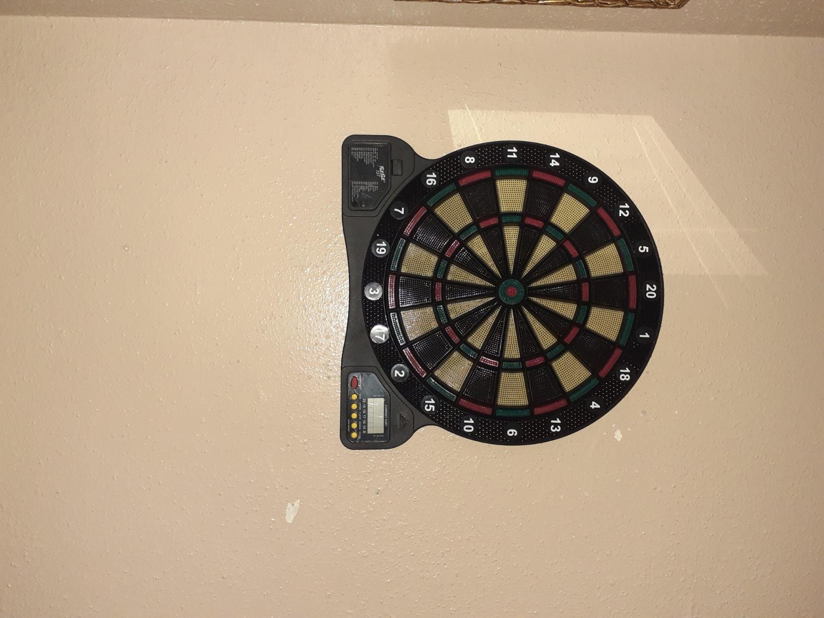 Fat Cat by GLD Products 727 Electronic Dartboard Value Size Over 15 Games and 132 Options Auto-Scoring Compact Display with Missed-Dart Throw Catch Ring Soft Tip Darts and Extra Points Battery customer photo 1