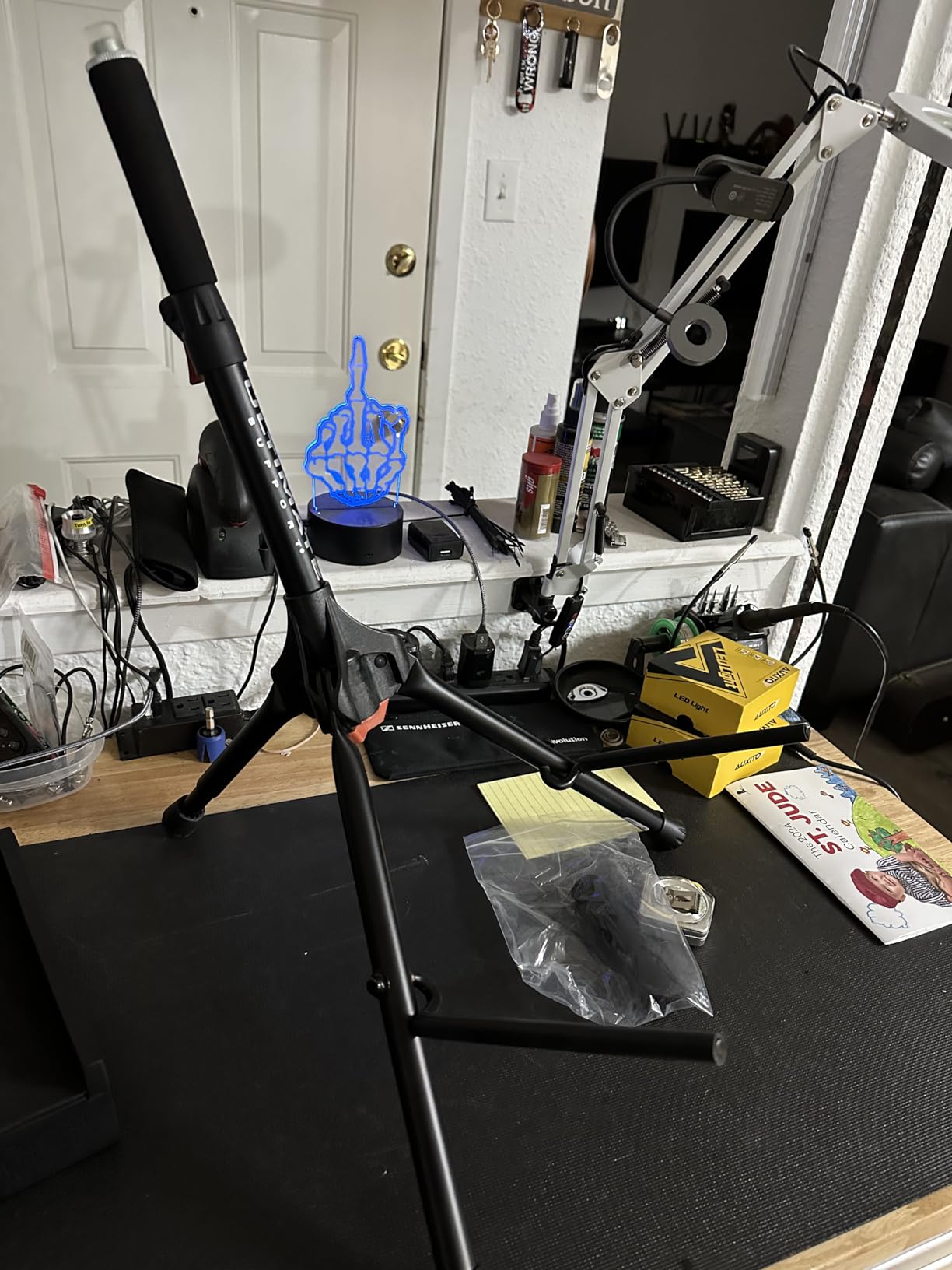 Ultimate Support AMP-150 Amp Stand customer photo 2