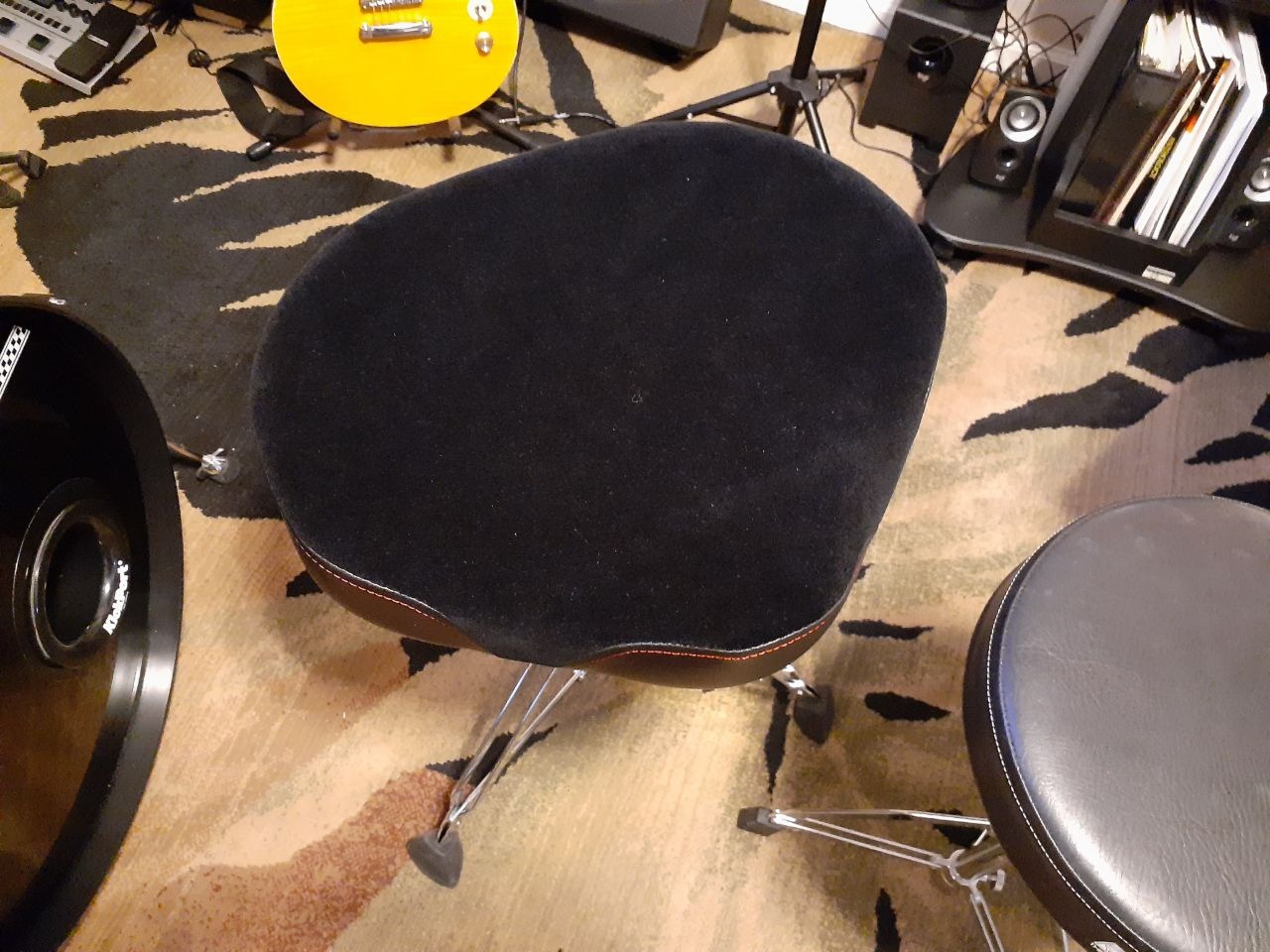 Gibraltar Pro Oversized Motorcycle Style Throne customer photo 2