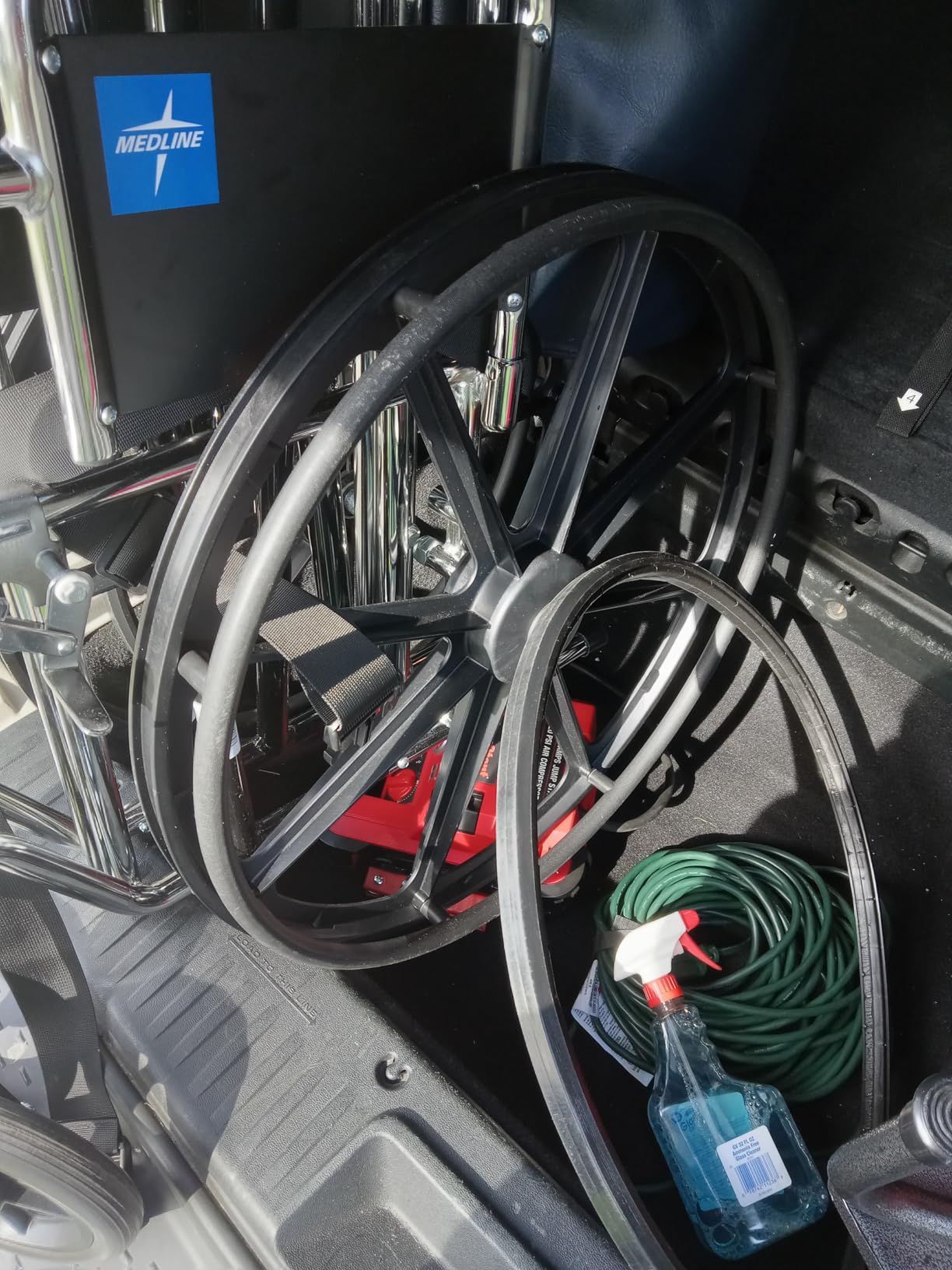Medline Excel Extra-Wide Bariatric Wheelchair For Adults and Seniors with 24