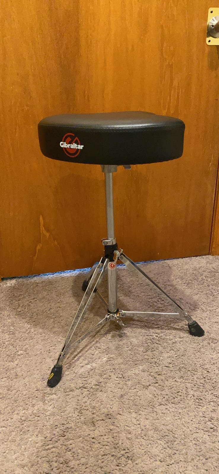Gibraltar Drum Throne with Adjustable Height Motorcycle-Style Seat, Double-Braced Legs, Sturdy Drum Stool for Drummers, Comfortable Cushion for Practice or Performance (6608) customer photo 1