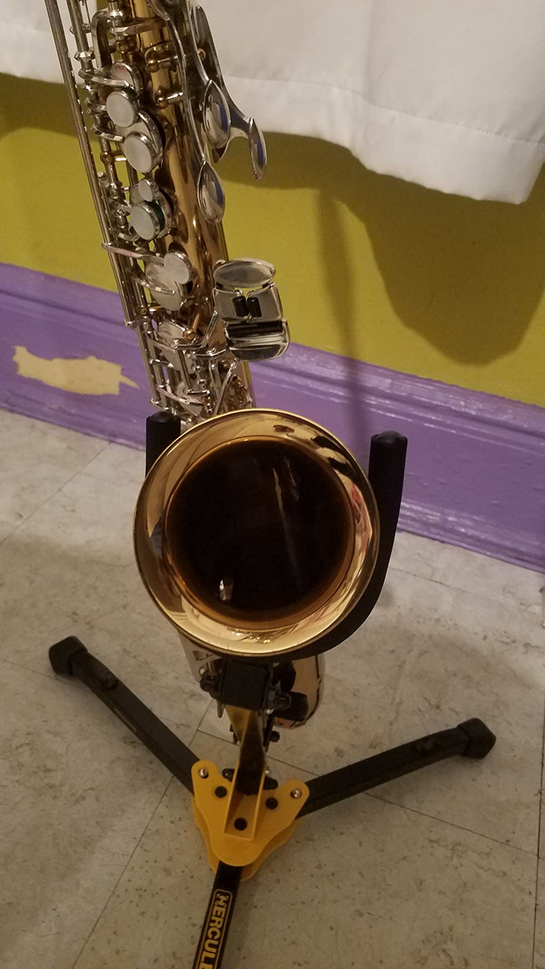 Hercules DS530BB Alto/Tenor Saxophone Stand with Bag customer photo 1