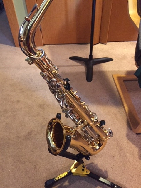 Hercules DS530BB Alto/Tenor Saxophone Stand with Bag customer photo 2