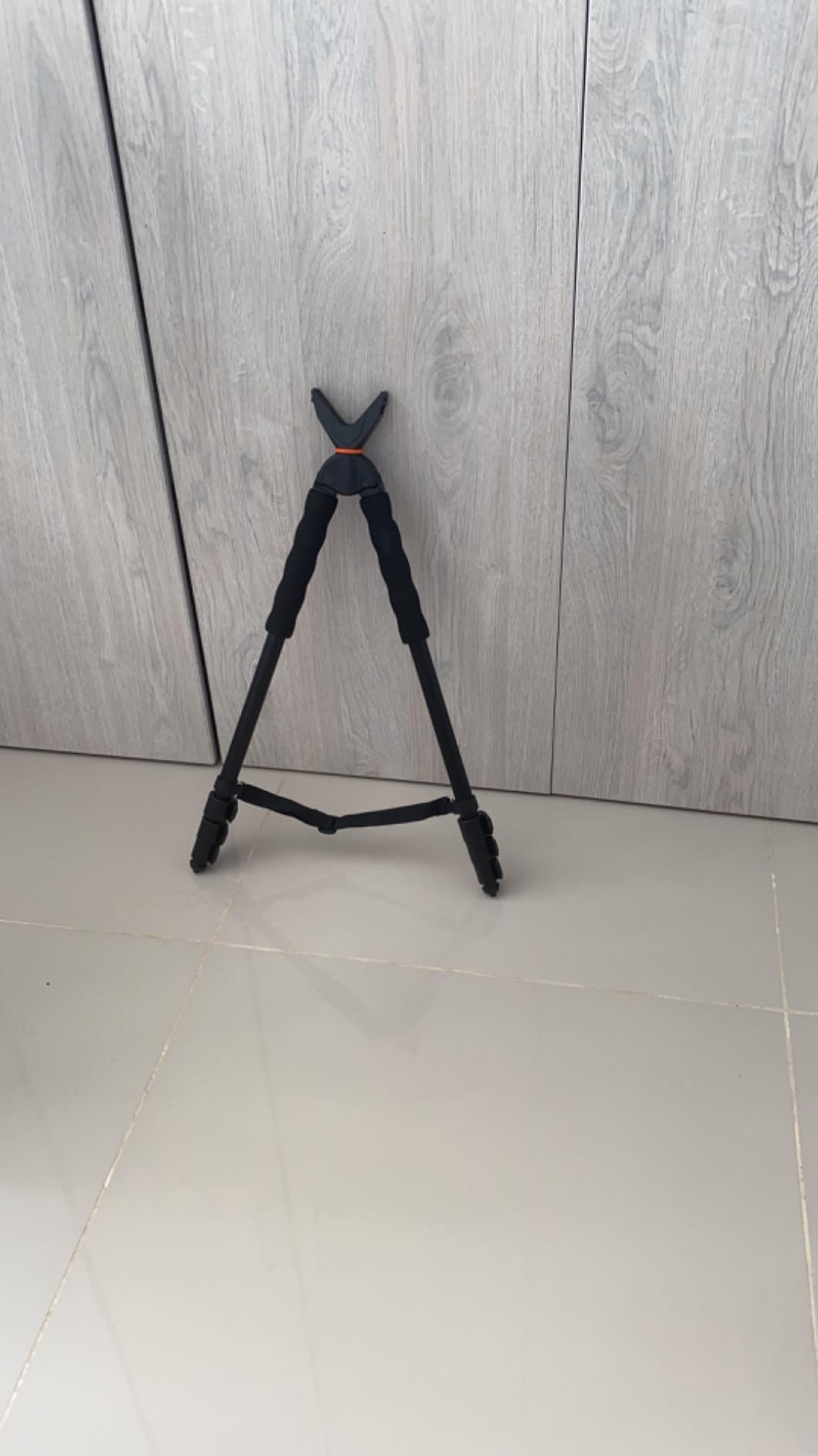 Vanguard Scout B62 Bi Pod with V Shaped Rotating Yoke, Quick Flip Leg Locks, Foam Hand Grips customer photo 1
