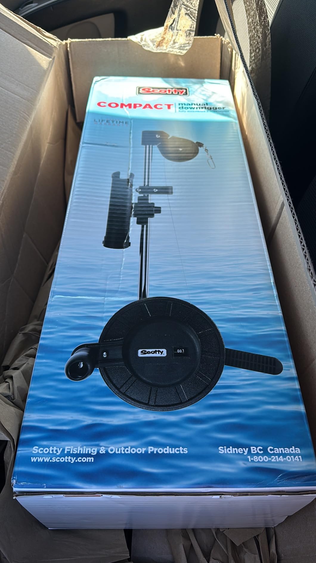 Scotty #1060 Depthking Manual Downrigger, Display Packed w/ Rod Holder | Ideal for the small boat that fishes deep and needs to get the catch up quick. customer photo 1