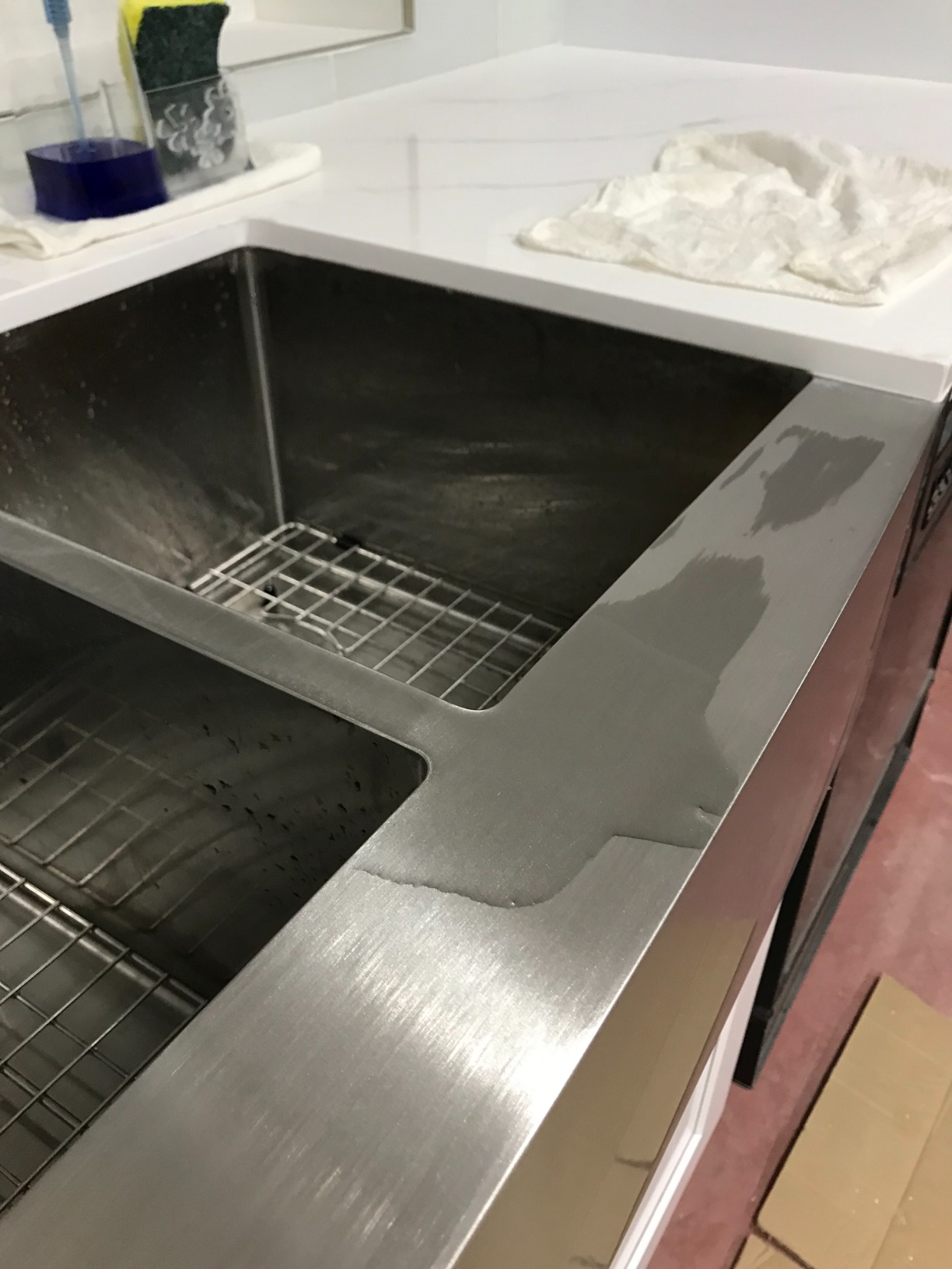 KRAUS Standart Pro 33-Inch Apron Front Farmhouse 16-Gauge 60/40 Double Bowl Stainless Steel Kitchen Sink, KHF203-33 customer photo 2