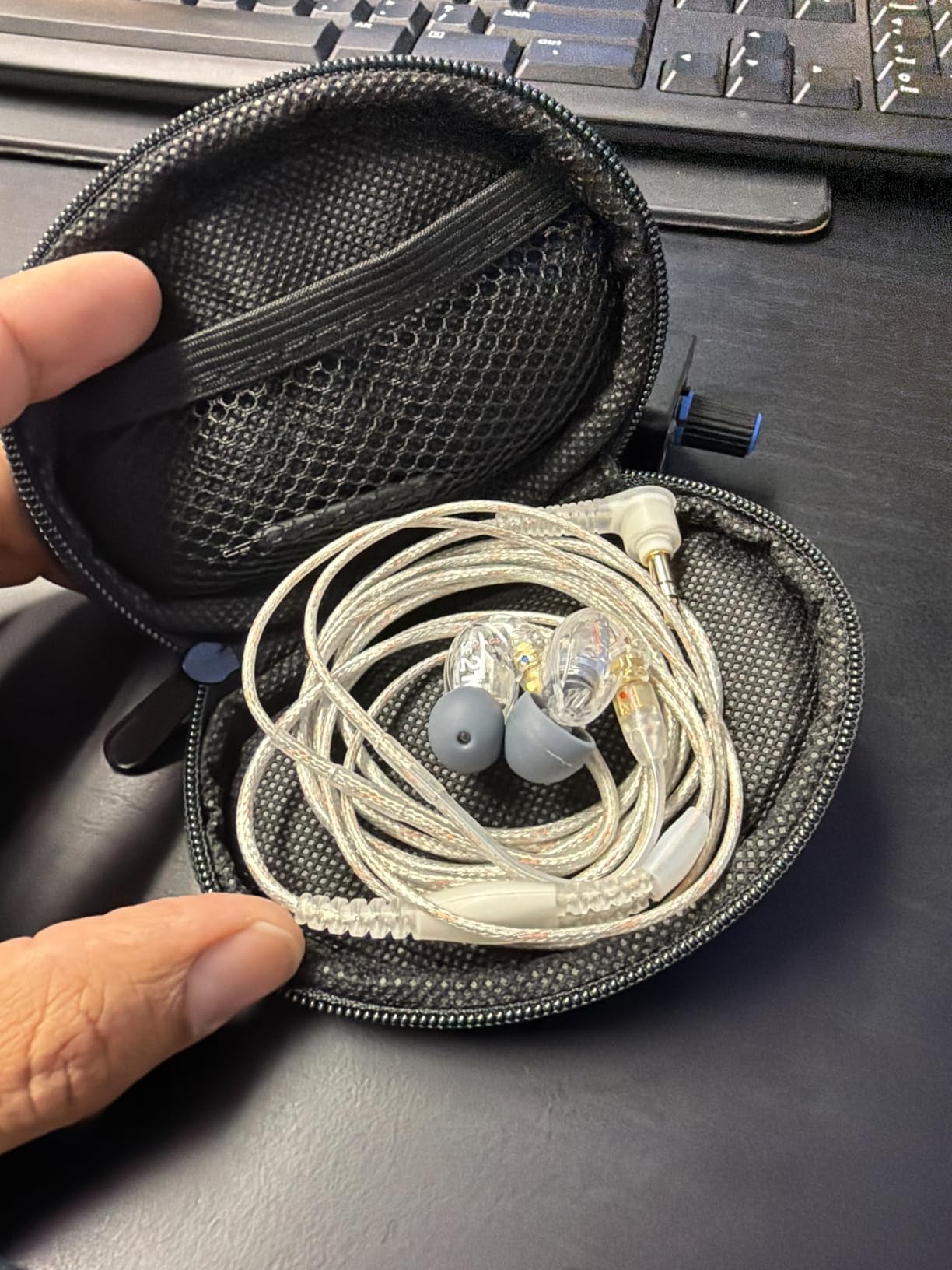 Shure SE215 PRO Sound Isolating Wired Earbuds - Clear | Professional in-ear monitors with deep bass, single dynamic driver, secure fit, detachable cable and carrying case customer photo 1