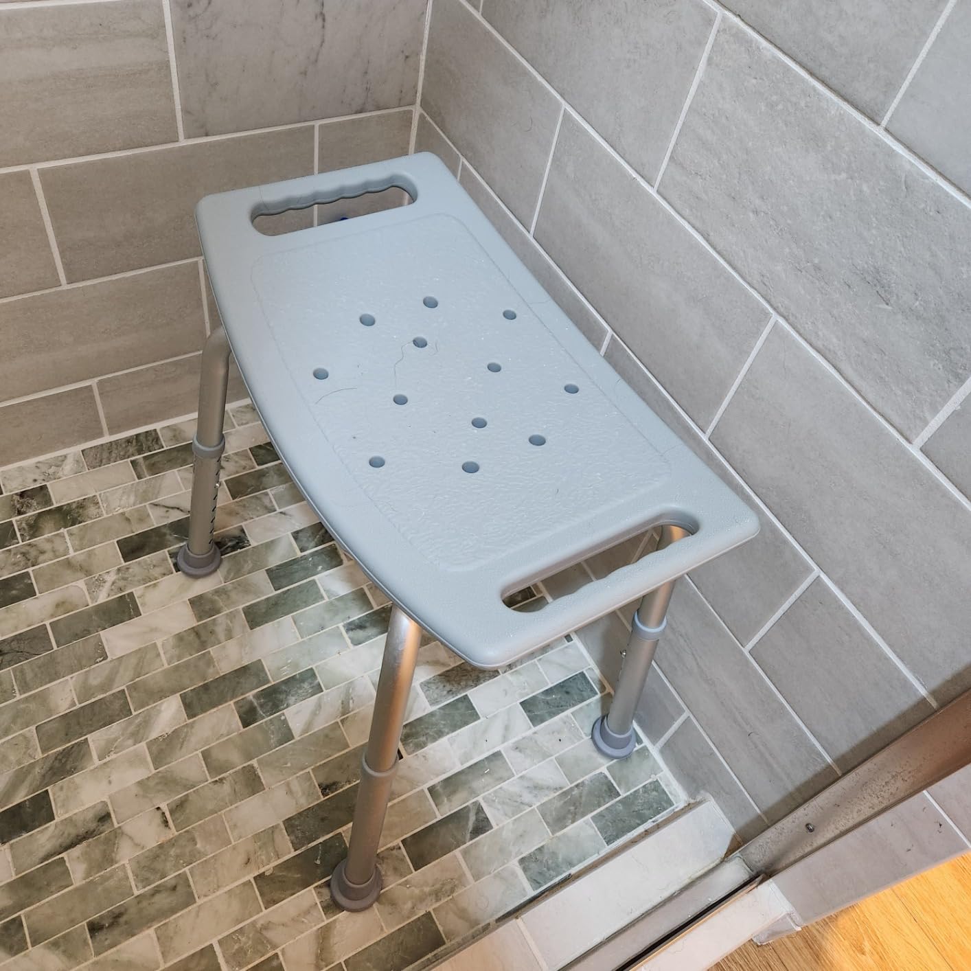 Drive Medical Adjustable Shower and Bath Chair with Suction Feet, Non-Slip customer photo 1