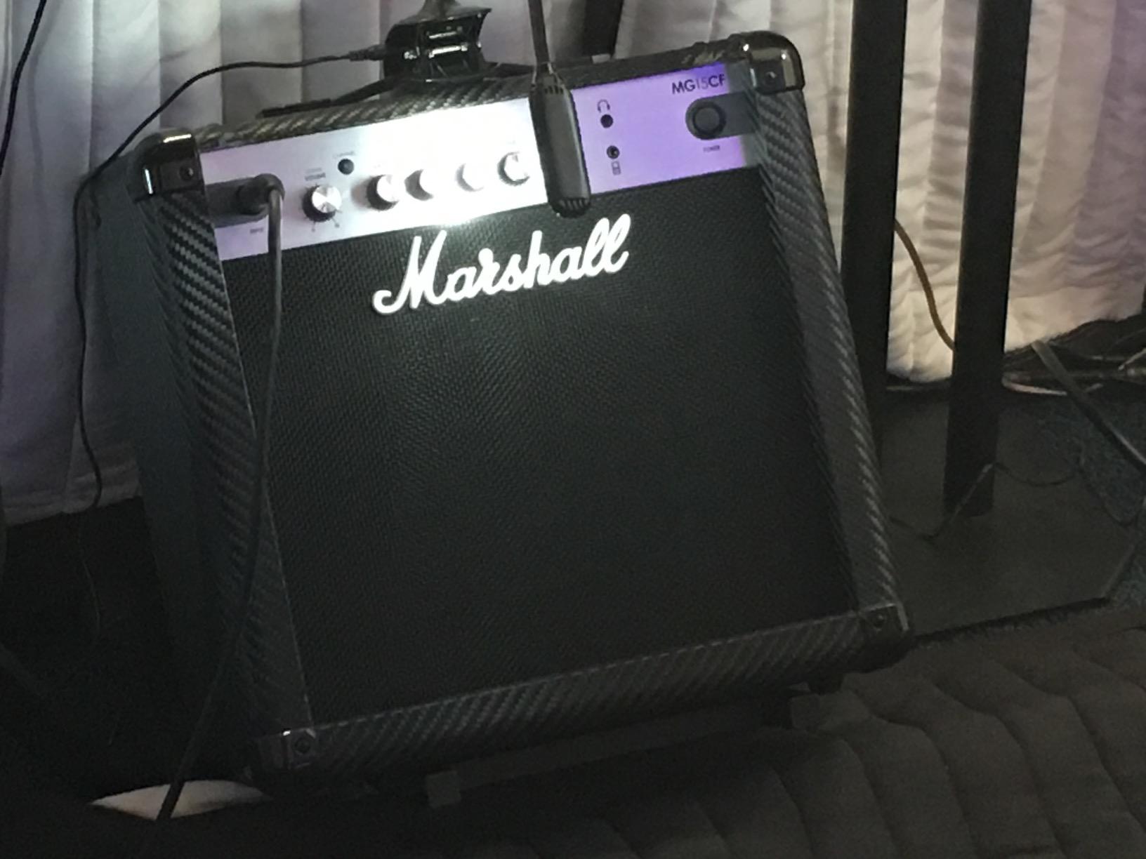 OnStage On-Stage RS4000 Folding Guitar Amplifier Stand, Black customer photo 1
