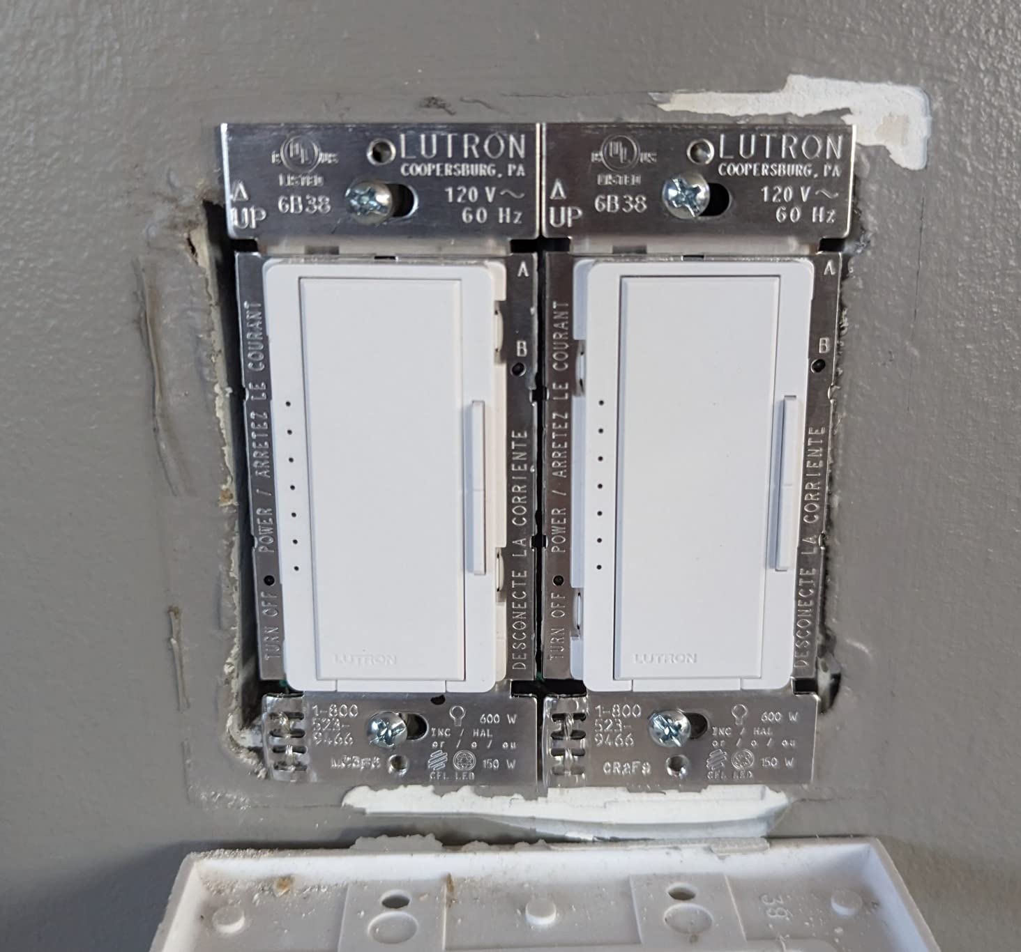 Lutron Maestro LED+ Dimmer Switch, Tap Dimmer, Single Pole/3-way customer photo 1
