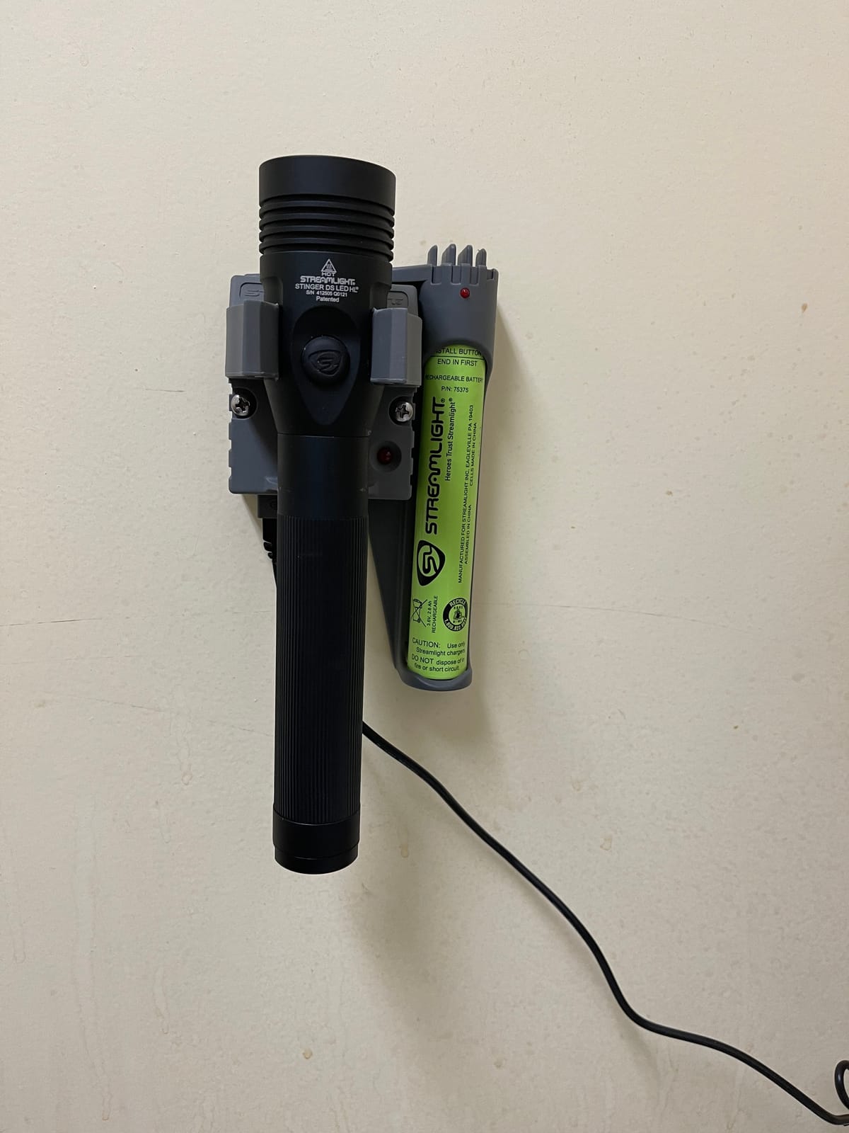 Streamlight 75458 Stinger DS LED HL Flashlight, Black customer photo 1
