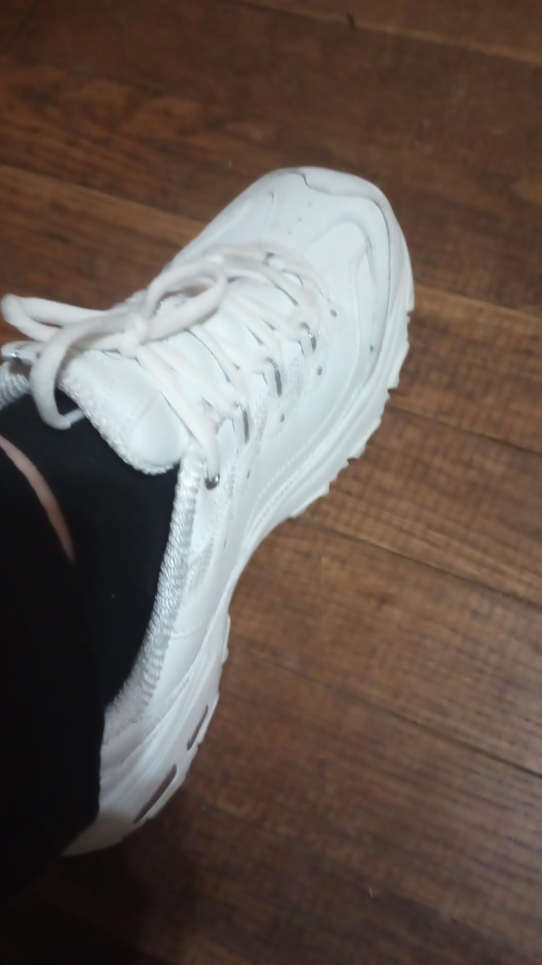 Skechers womens D'lites Fresh Start Wide Fashion Sneaker, White, 8.5 Wide US customer photo 2