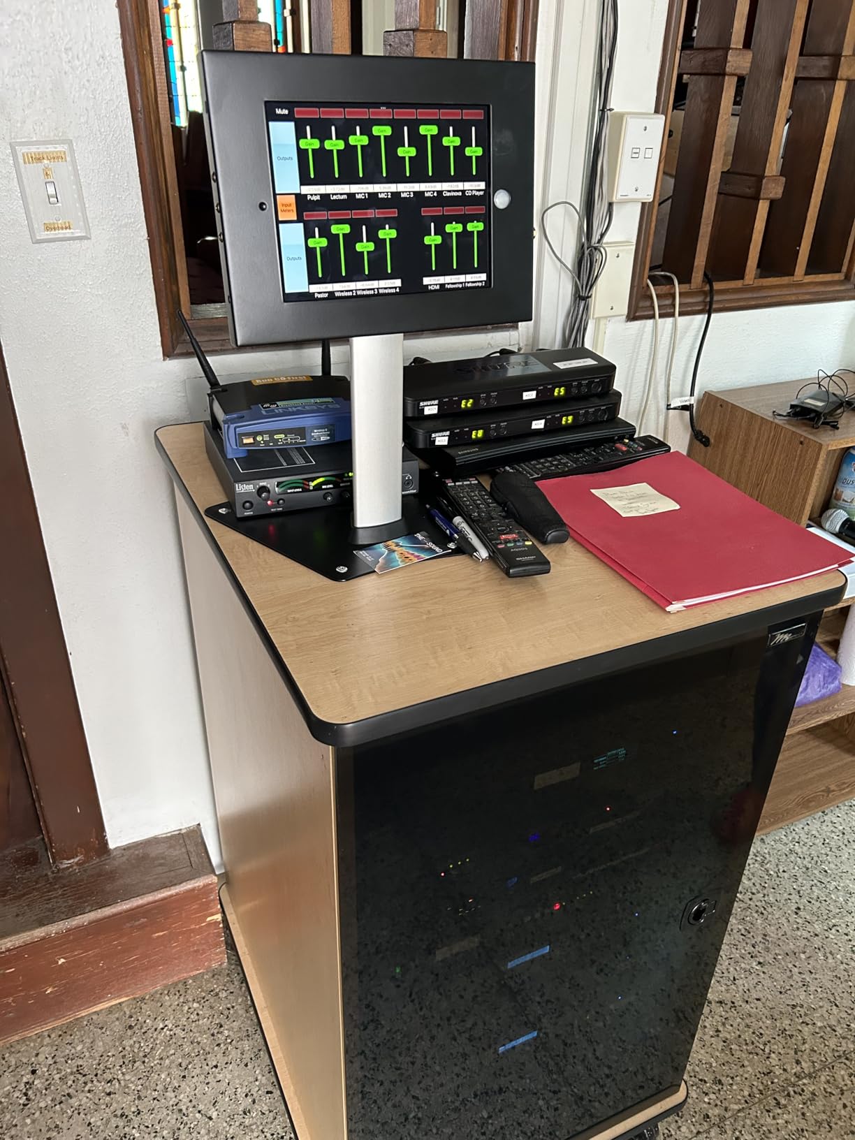 Shure BLX288/PG58 Dual Wireless Vocal System - H10 Band | 14-hour battery, 300 ft UHF range with two PG58 handheld vocal mics customer photo 2