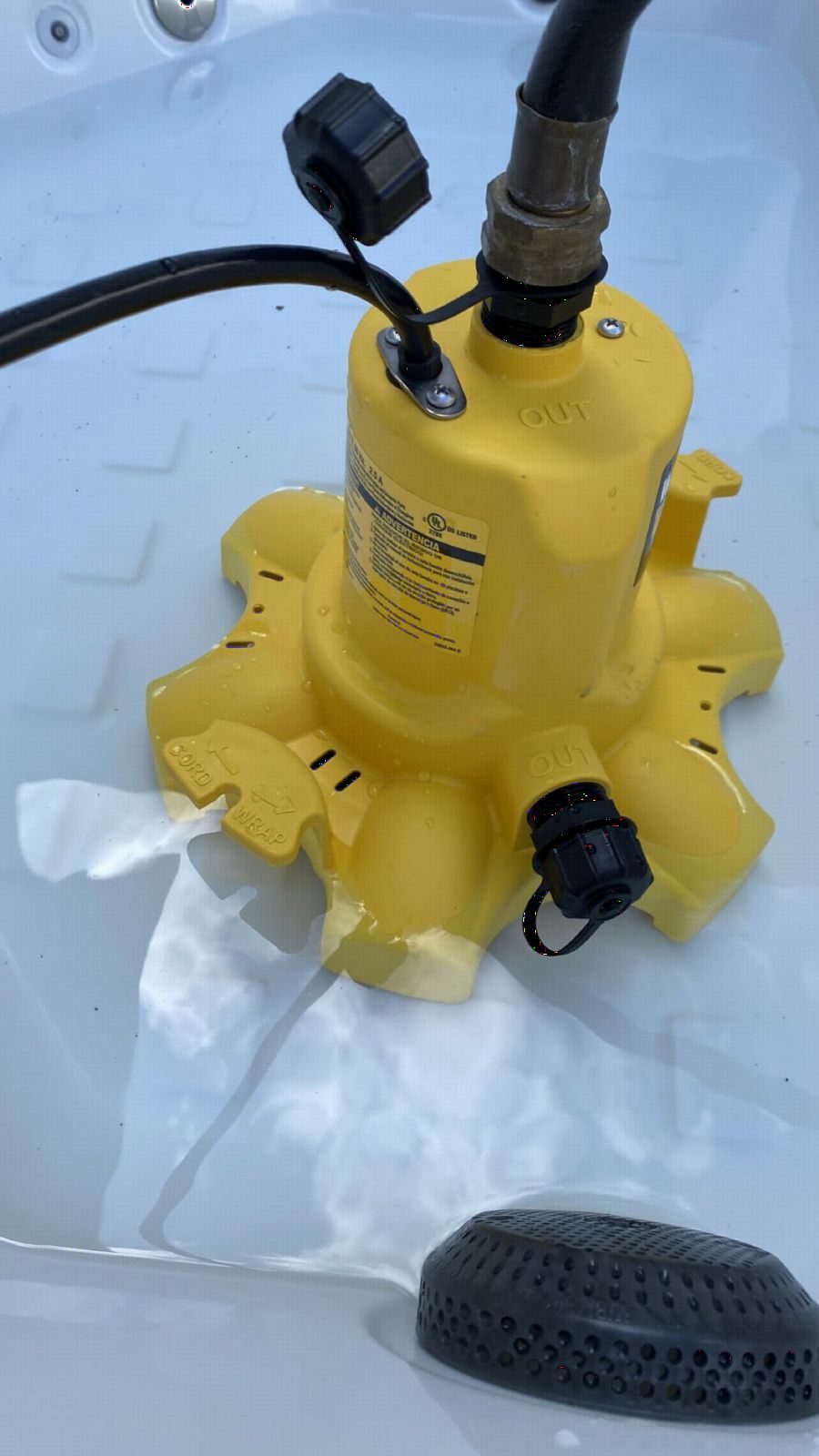 WAYNE WaterBUG Submersible Water Pump for Water Removal customer photo 1