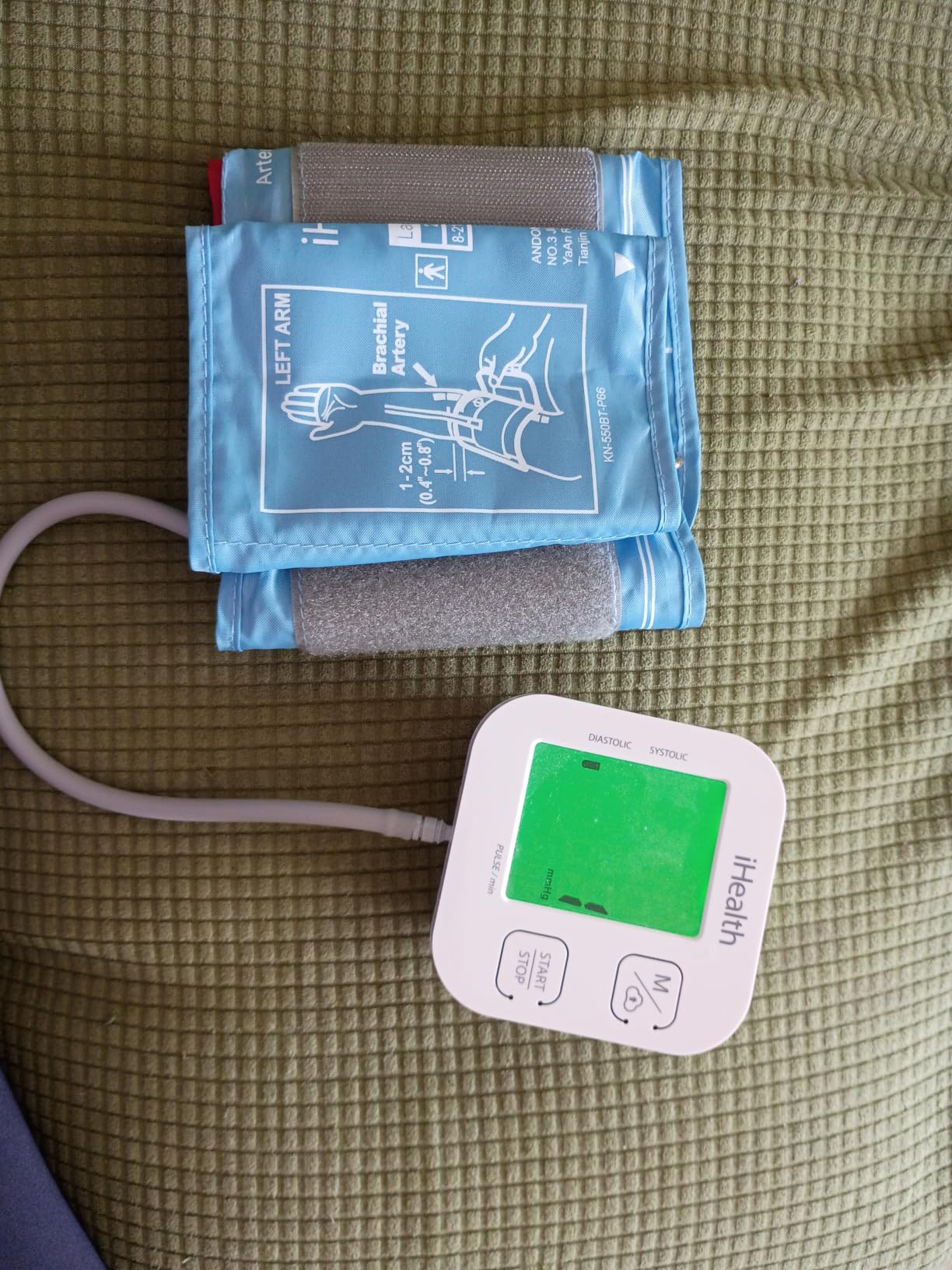 iHealth Track Smart Upper Arm Blood Pressure Monitor with Wide Range Cuff that fits Standard to Large Adult Arms, Bluetooth Compatible for iOS & Android Devices customer photo 1