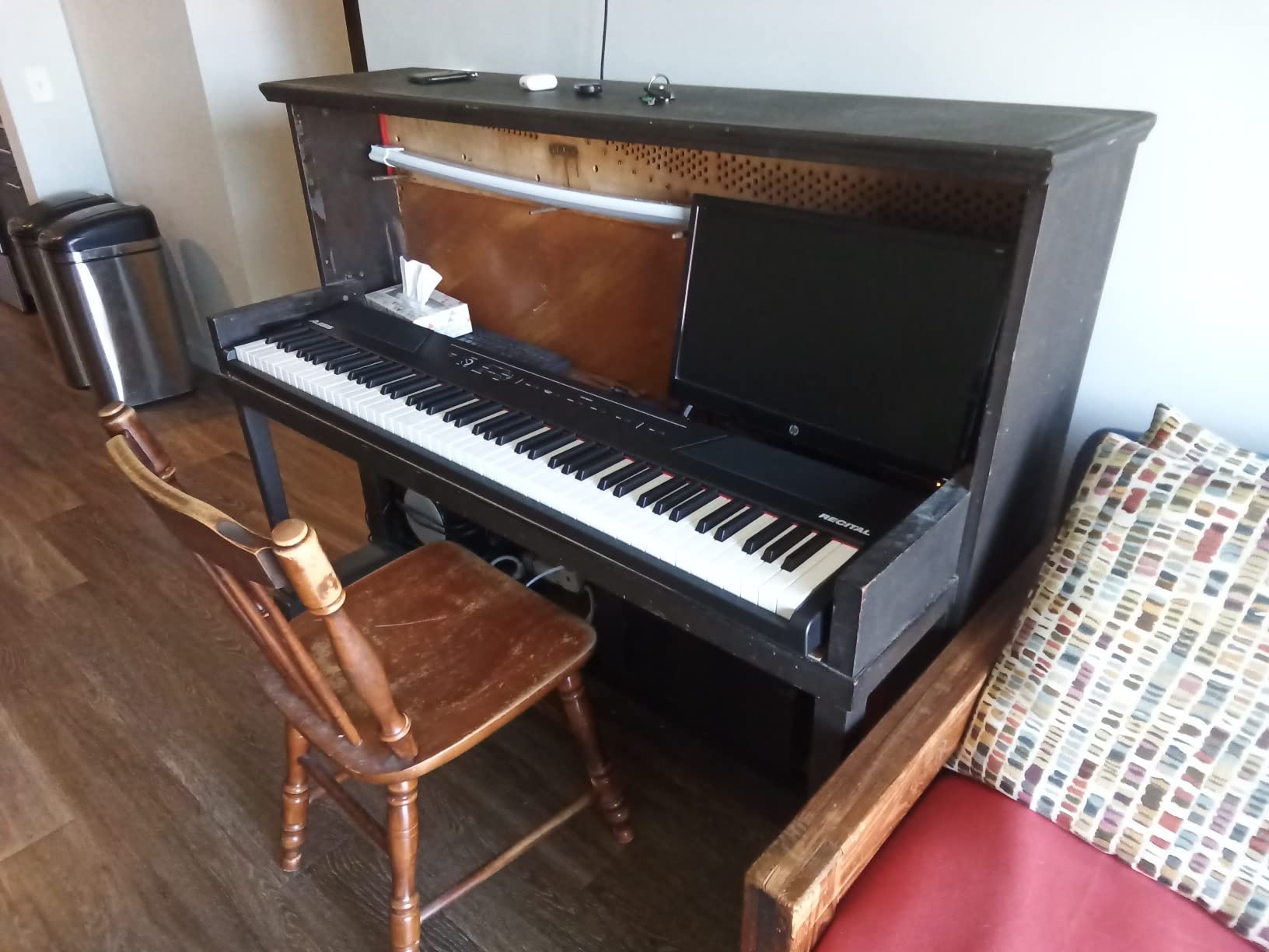 Alesis Recital 88-Key Digital Piano with Semi-Weighted Keys | 20W Speakers, 5 Voices, Split/Layer Modes, Adjustable Touch Response, Piano Lessons, for Beginners customer photo 2