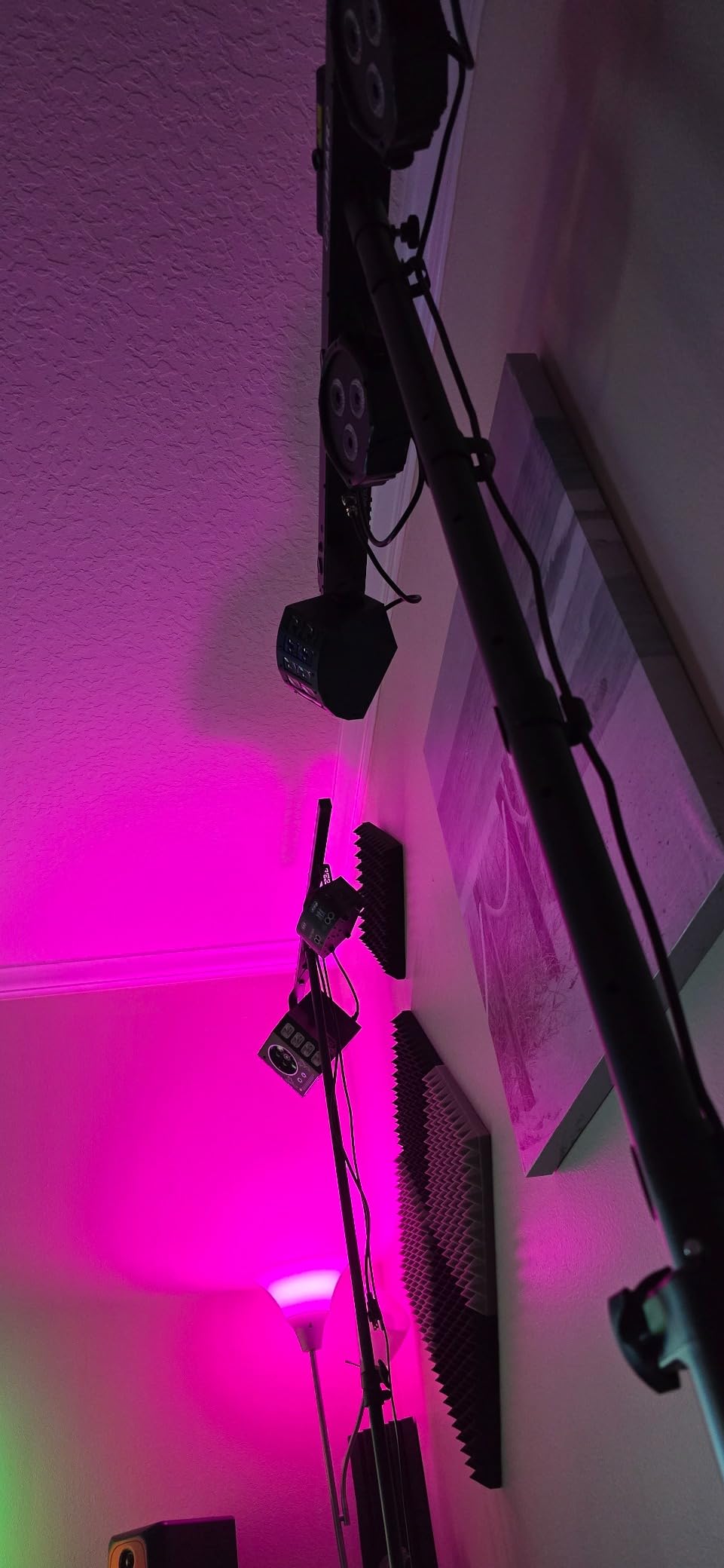 CHAUVET DJ GigBAR 2 4-in-1 DJ Lighting System | Party Lights with LED Derby, Wash Lights, Laser & Strobe Effects | DMX Control, Wireless Footswitch & Tripod Included customer photo 2