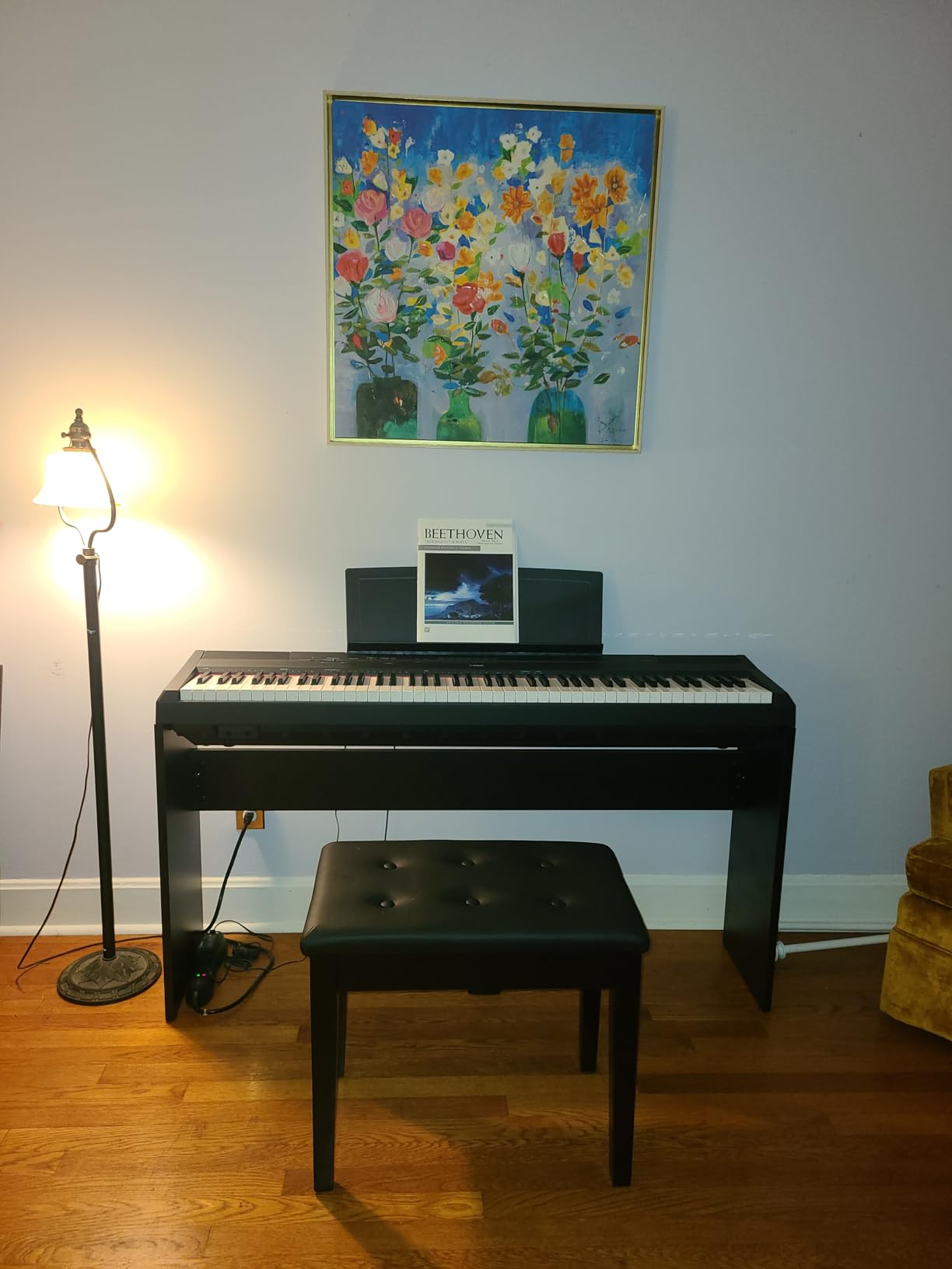 SONGMICS Piano Bench with Padded Cushion and Storage Compartment for Music Books, Vanity Stool, Tufted Wooden Piano Seat, 13.8 x 22 x 19.5 Inches, Black ULPB55H customer photo 1