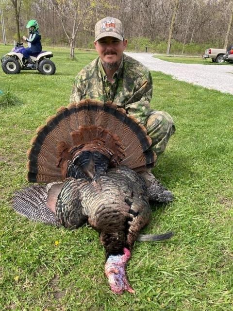 Hunters Specialties HS Strut Lite Flock Jake & Feeding Hen & Upright Hen Turkey Foldable Hollow Relaxed Body Realistic 3-Pack Combo Set Decoys customer photo 1