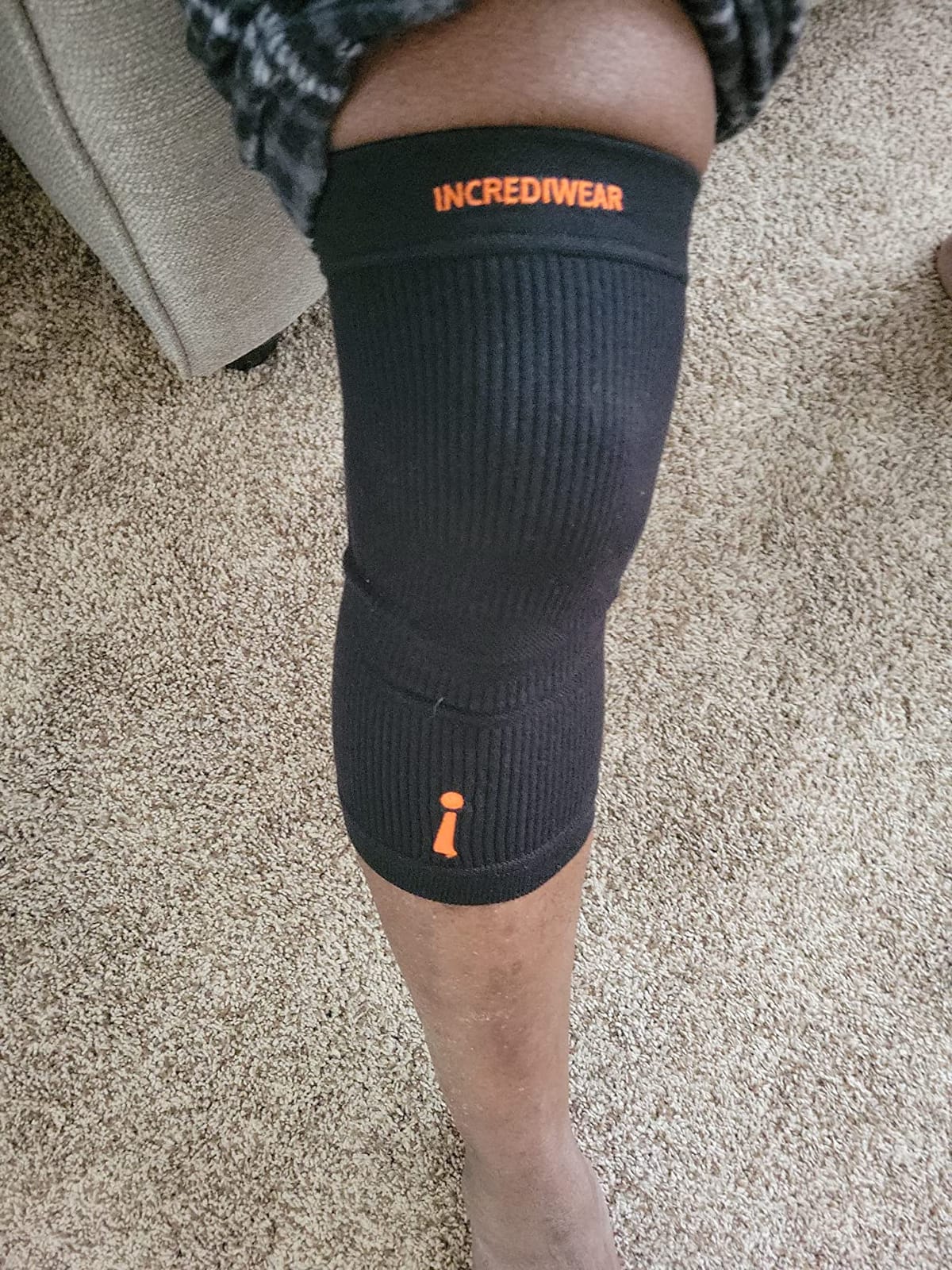 Incrediwear Knee Sleeve - Knee Braces for Knee Pain, Joint Pain Relief, Swelling, Inflammation Relief, and Circulation, Knee Support for Women and Men customer photo 1