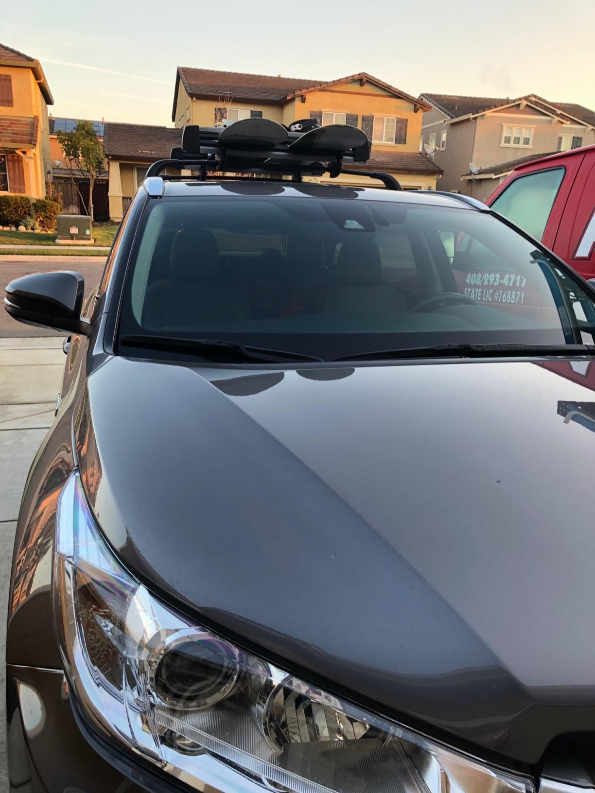 YAKIMA, FreshTrack Ski & Snowboard Mount, Fits Most Roof Racks, 6 Ski Pairs/2 Snowboards customer photo 1