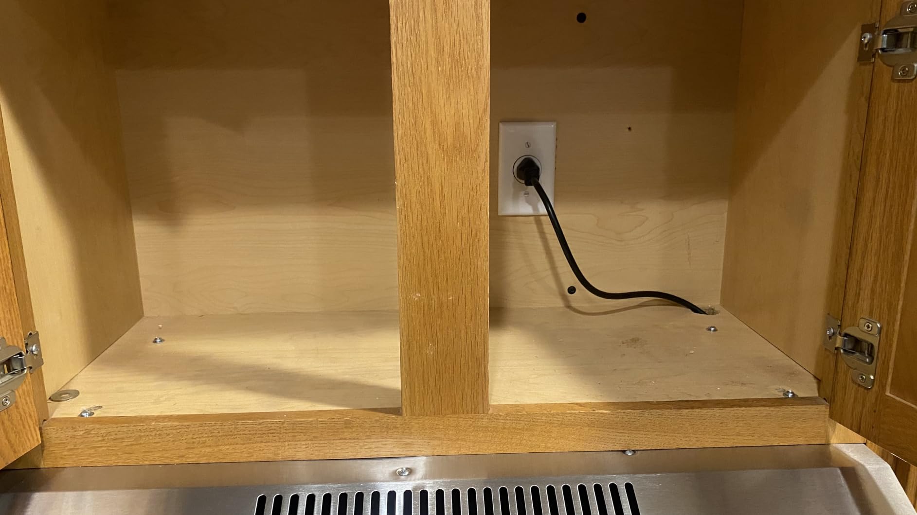 COSMO COS-5MU30 30 in. Delta Collection Ducted Under Cabinet Range Hood, Button Controls, Reusable Filters, LED Lights, Stainless Steel customer photo 2