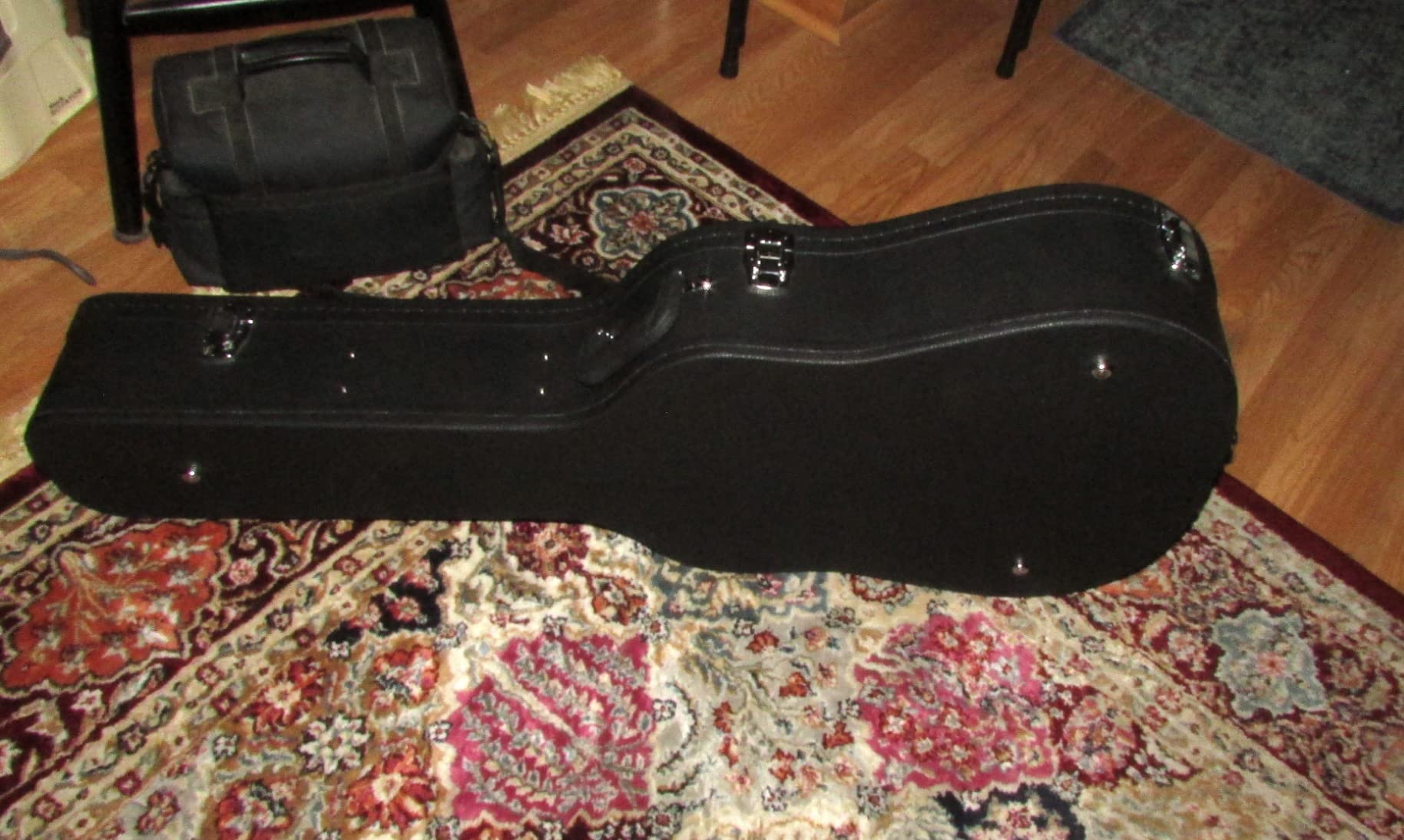AW Acoustic Guitar Case Hard Dreadnought 41 Inch Wooden Hardshell Carrying Case with Lock Accessory Compartment for Airline Travel, Black customer photo 1